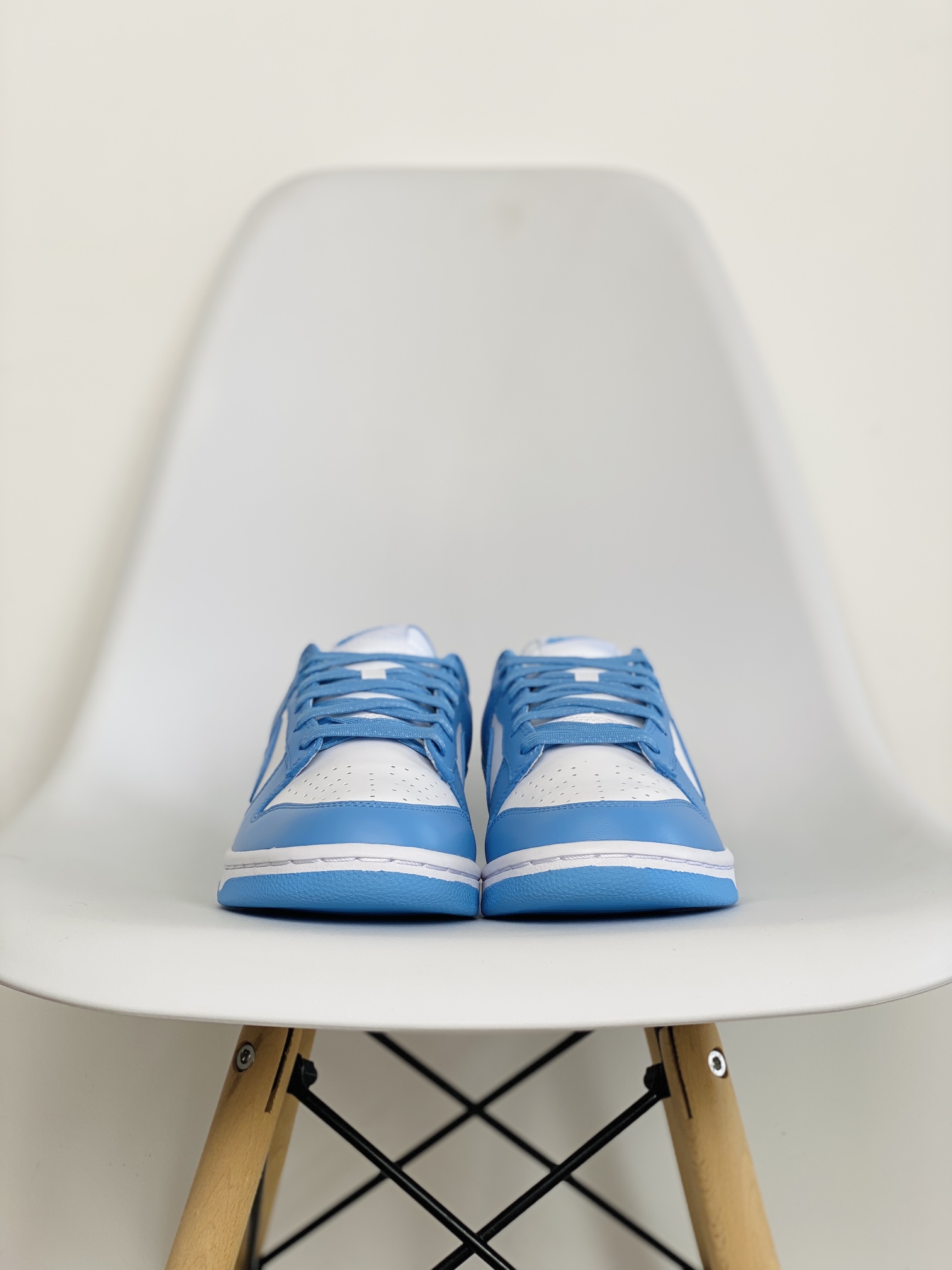 dunk Low University Blue 大学蓝 白色刺绣 低筒 复古板鞋 休闲鞋 男鞋 女鞋  DD1391-102