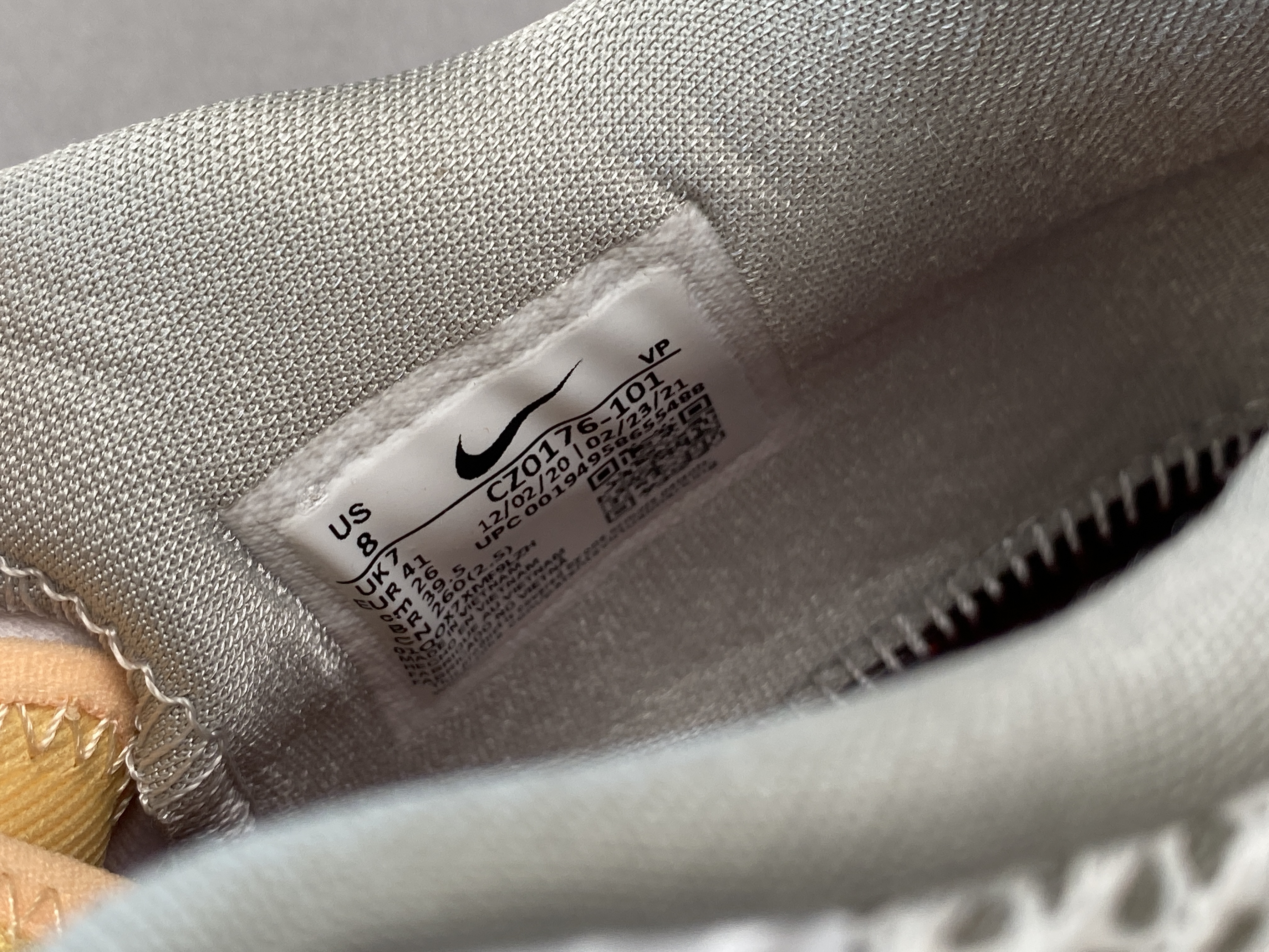 外贸 GT Cut 五彩 低筒 篮球鞋 球鞋 实战鞋 全掌气垫 TPU抗扭 男鞋 CZ0176-101