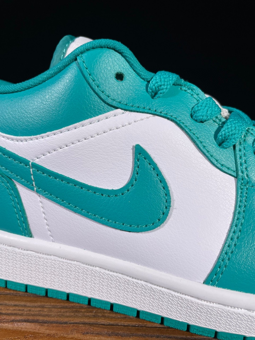 Air Jordan 1 Low AJ1 白绿 低筒 板鞋 休闲鞋 男鞋  DC0774-132