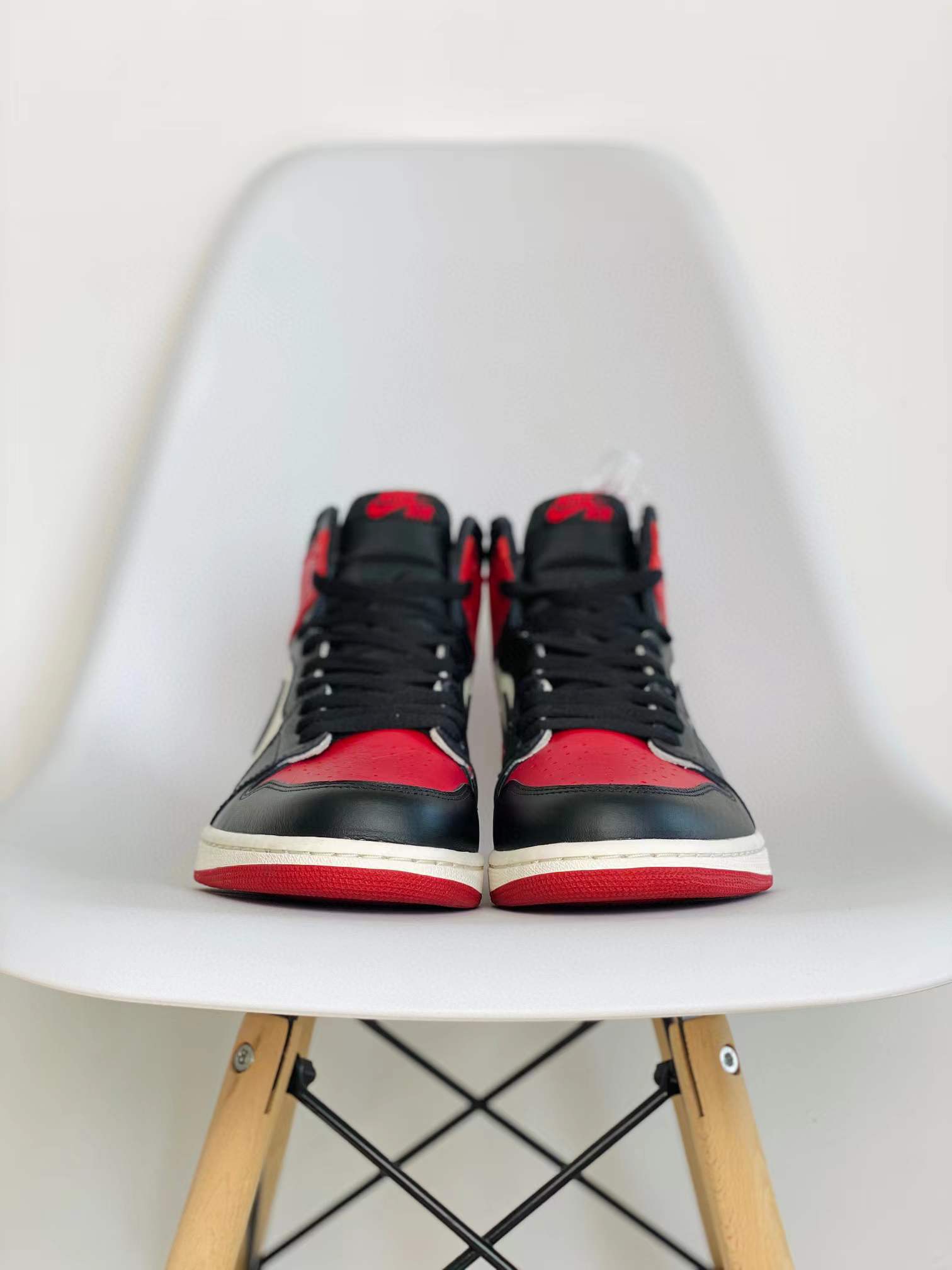 Air Jordan 1 AJ1 Retro Bred Toe 黑紅腳趾 篮球鞋 高筒 休闲鞋 男鞋 板鞋  555088-610