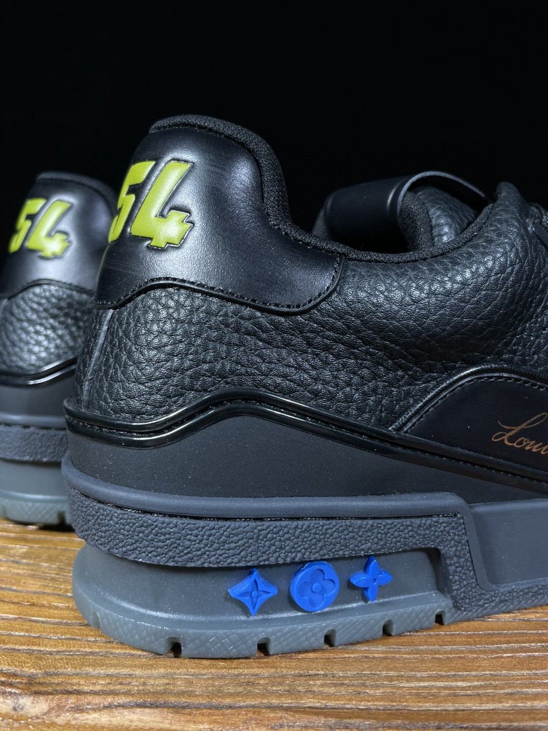 Louis Vuitton路易威登 Trainer 黑色 低筒 休闲鞋 板鞋 男鞋 女鞋 1A8ZQ9