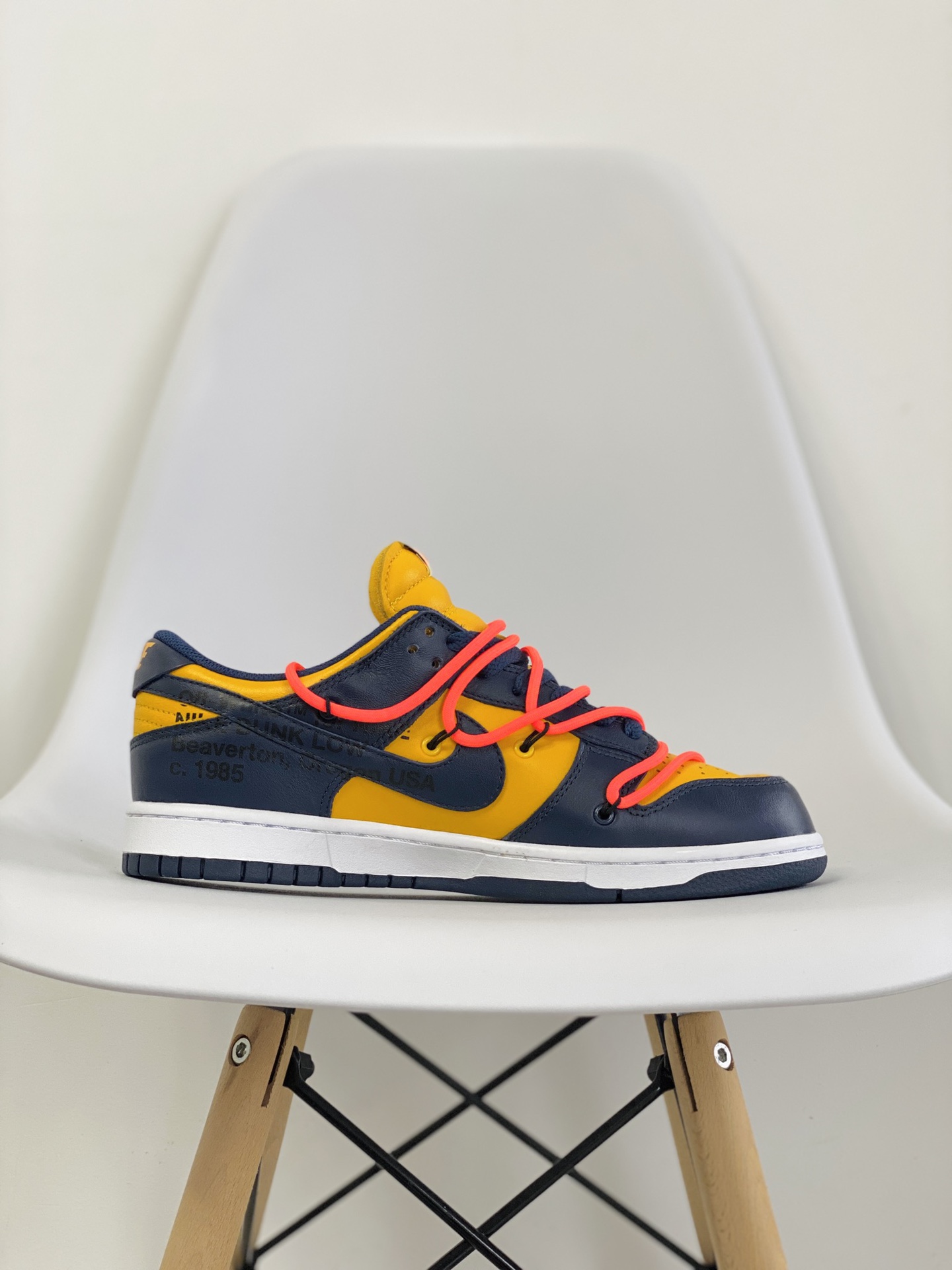 Off-White Duunk  Low LTHR OW 联名 低筒 黑曜石 板鞋 休闲鞋 滑板鞋 男鞋 女鞋 CT0856-700