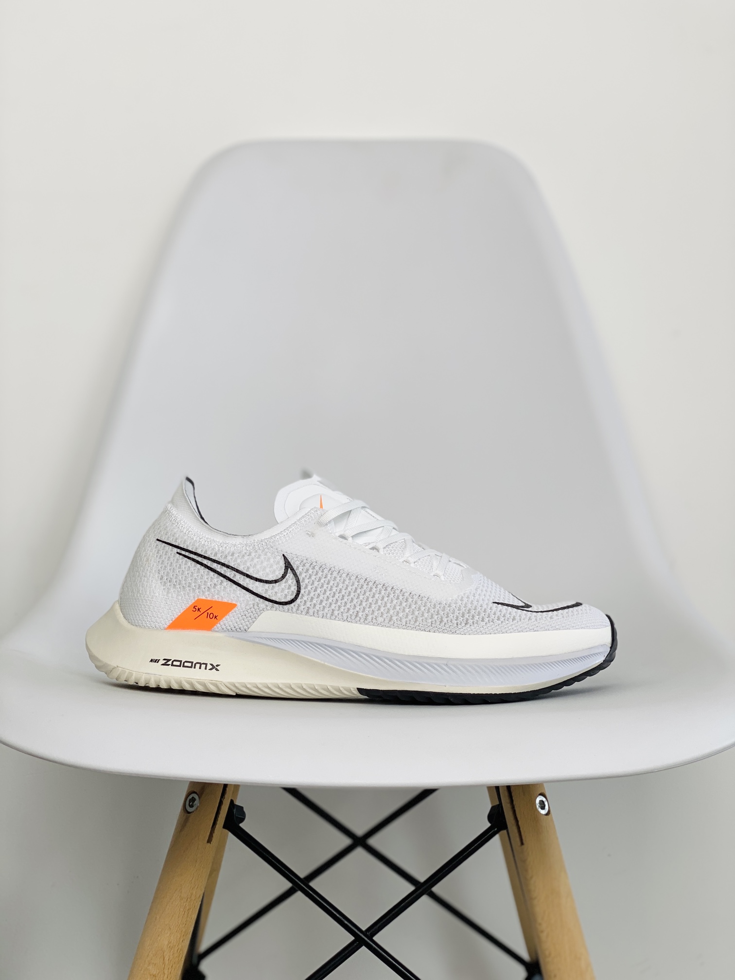 zoomX Streakfly Proto 白黑橙 低筒 减震防滑 运动鞋 跑步鞋 男鞋 女鞋  DH9275-100