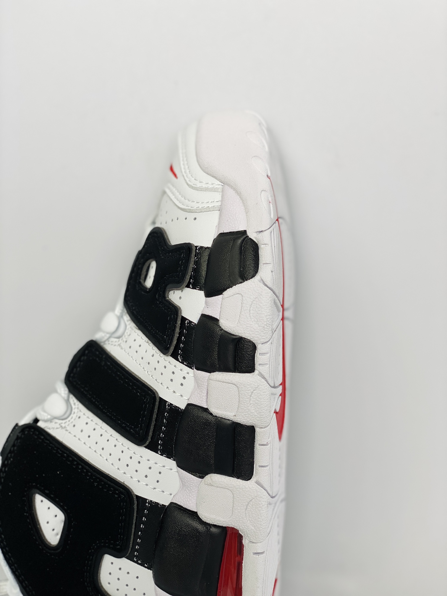 Air More Uptempo 熊貓  男鞋 女鞋 休闲鞋 板鞋 篮球鞋 414926-105