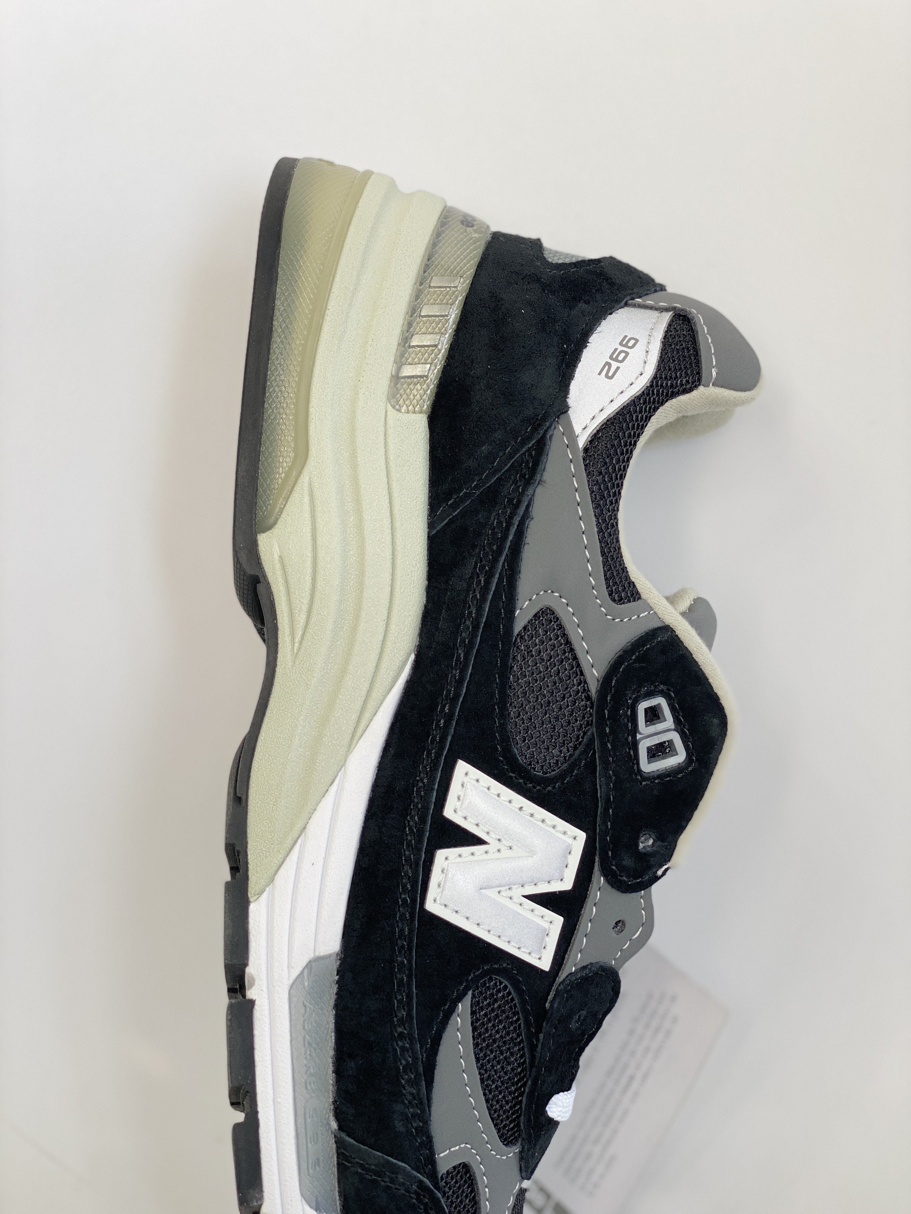 New Balance 992 黑色 美產  低筒 复古跑鞋 休闲鞋 运动鞋 男鞋 女鞋  M992EB