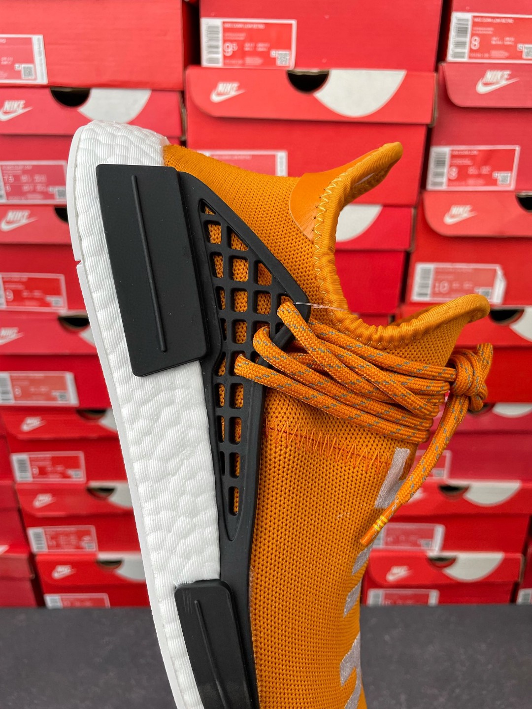 Pharrell Williams x adidas originals NMD HU Human Tangerine  菲董联名 橘黄色 低筒 运动鞋 休闲鞋 男鞋 女鞋 BB3070