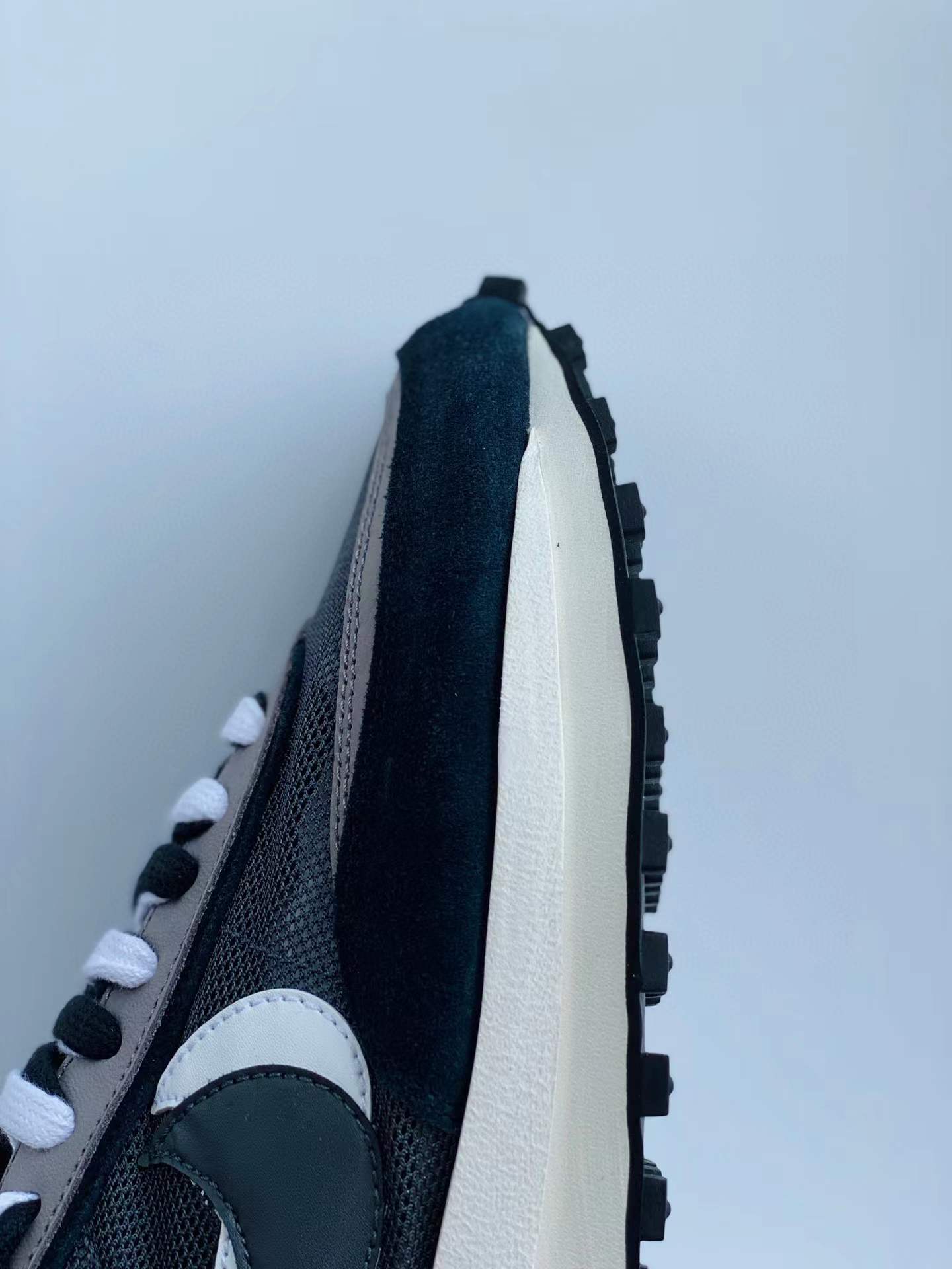 sacai  LVD 黑色 低筒 双勾 华夫 复古时鞋 休闲鞋 透气网面 运动鞋 男鞋厚底 女鞋增高BV0093-001