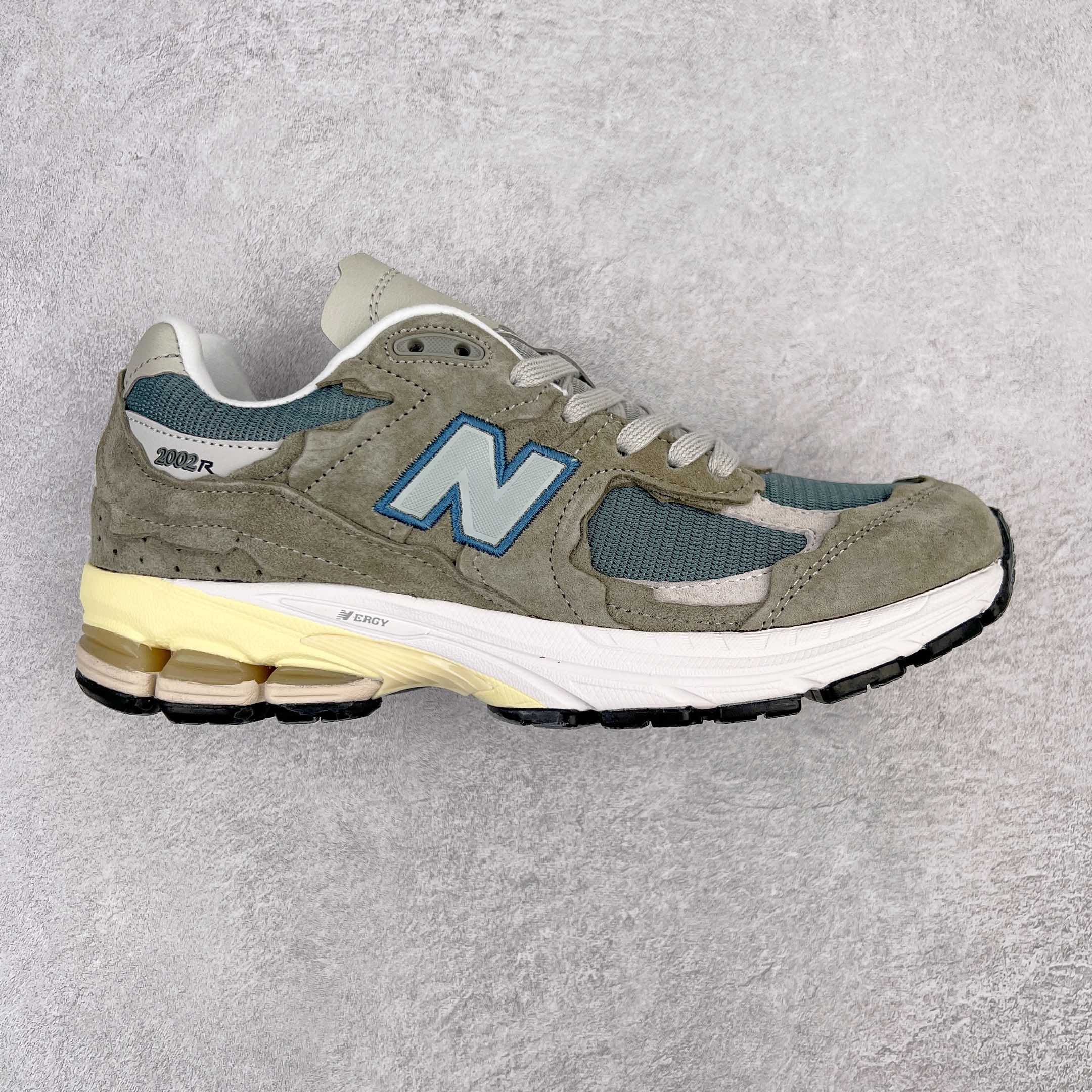 新版 New Balance 2002R Reflned Future 浅军绿 低筒 跑步鞋 运动鞋 休闲鞋 男鞋 女鞋 M2002RDD