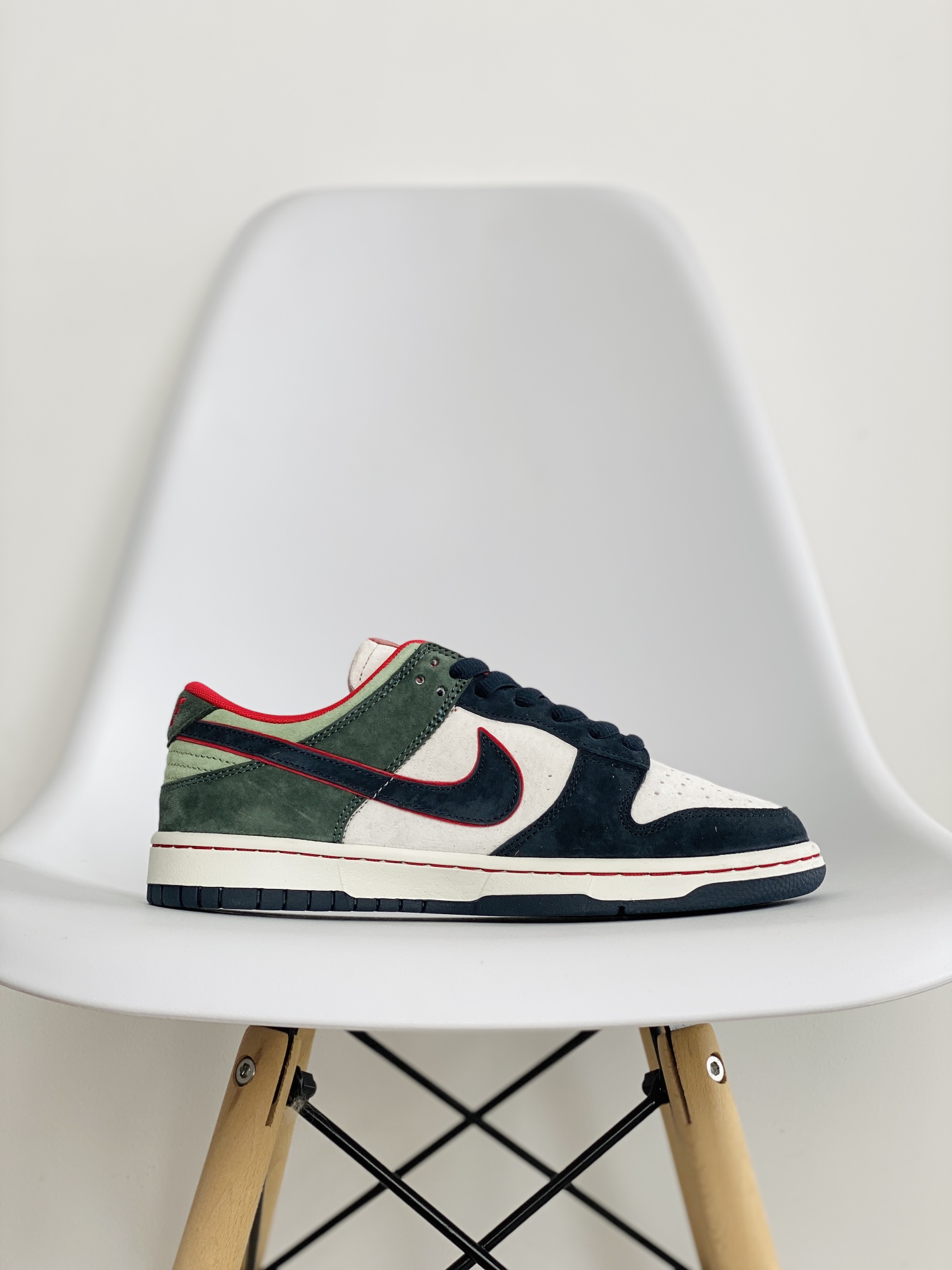 Otomo Katsuhiro Dunk Low "Steamboy OST" 大友克洋 火星 低筒 复古板鞋 休闲鞋 男鞋 女鞋  LF0039-003