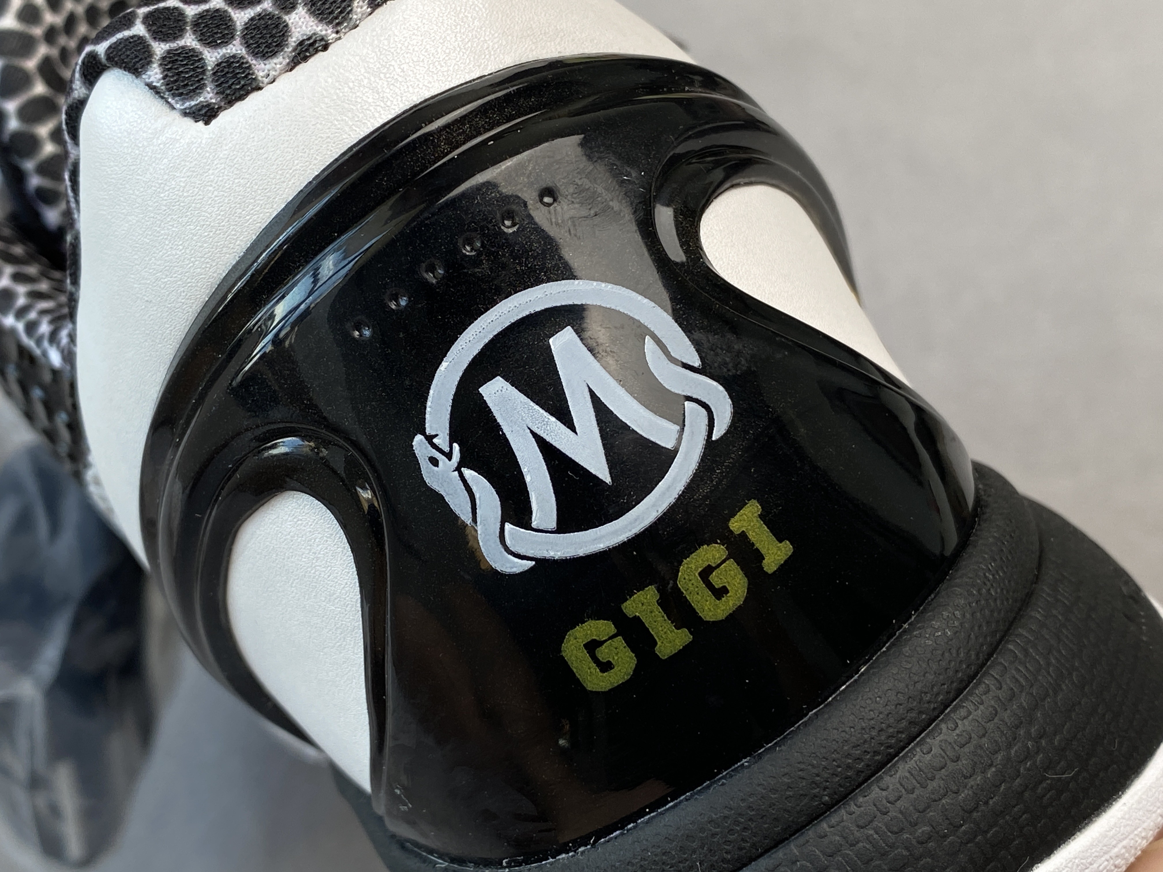 S2外贸 KOBE6 Mambacita Sweet 16 GIGI  低筒  前掌氣墊 黑白 天使 紀念款 科比 6  球鞋 籃球鞋 實戰鞋 真碳板 男鞋 CW2190-002