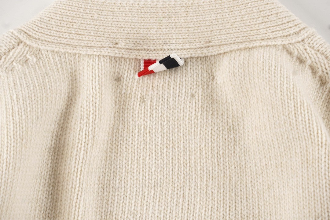 Thom Browne 条纹提花羊毛衫 米白色 针织衫 开衫 毛衣 外套 长袖 男女同款 
