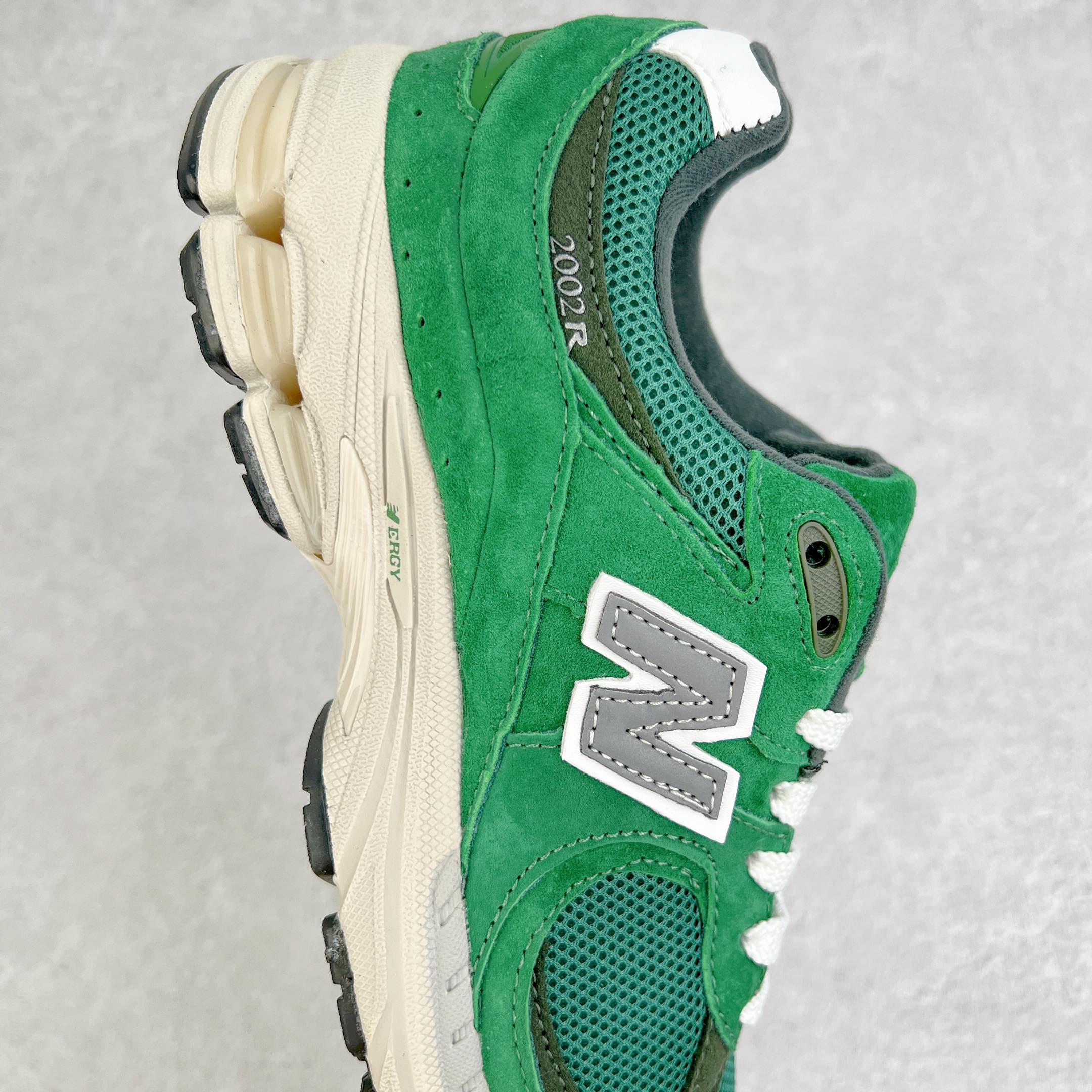 New Balance 2002R 绿色 低筒 跑步鞋 运动鞋 休闲鞋 男鞋 女鞋 M2002RHB