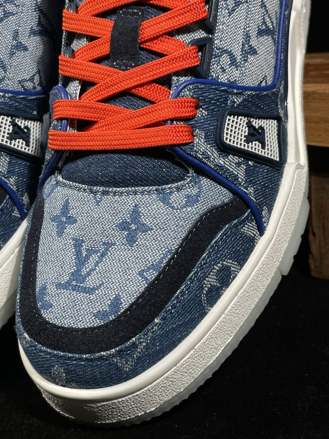 Louis Vuitton 路易威登 Trainer 中国限定 牛仔蓝红 低筒 休闲鞋 板鞋 男鞋 女鞋 1A8TSK