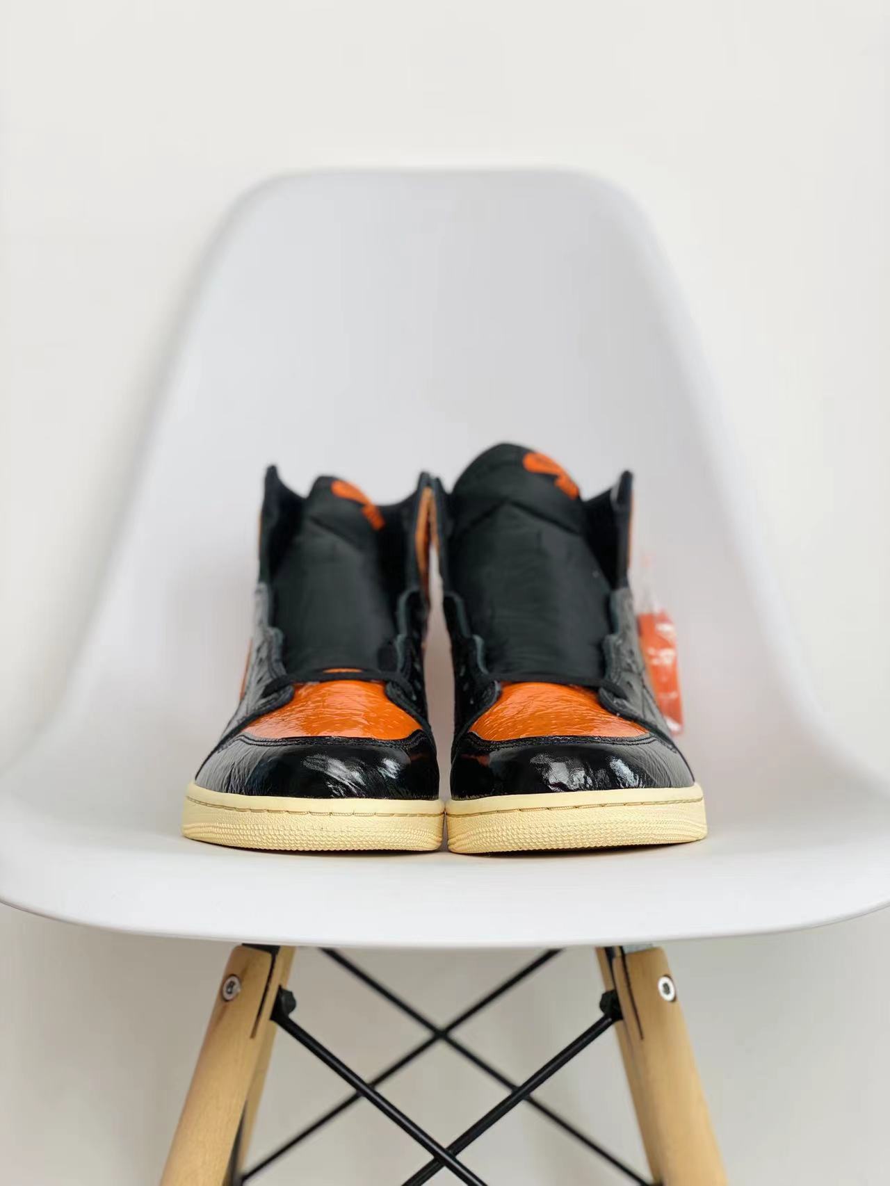 Air Jordan 1 AJ1 Retro OG 豬油扣碎 高筒 休闲鞋 男鞋 板鞋  555088-028