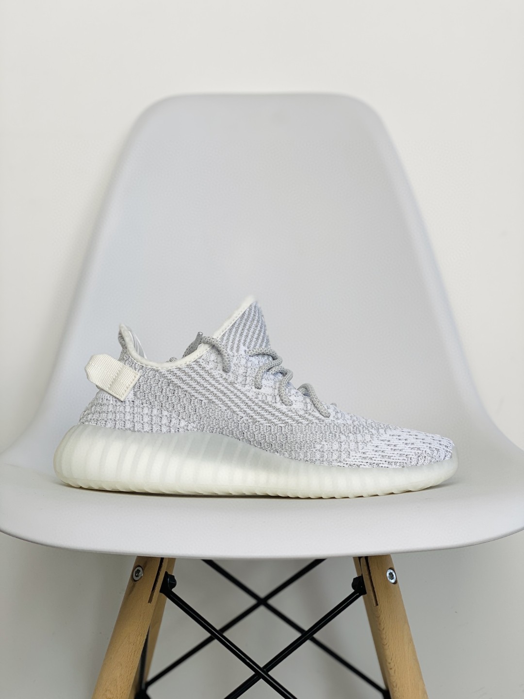 adidas originals Yeezy Boost 350 V2 Static 满天星 灰白 低筒 休闲鞋 运动鞋 男鞋 女鞋  EF2367