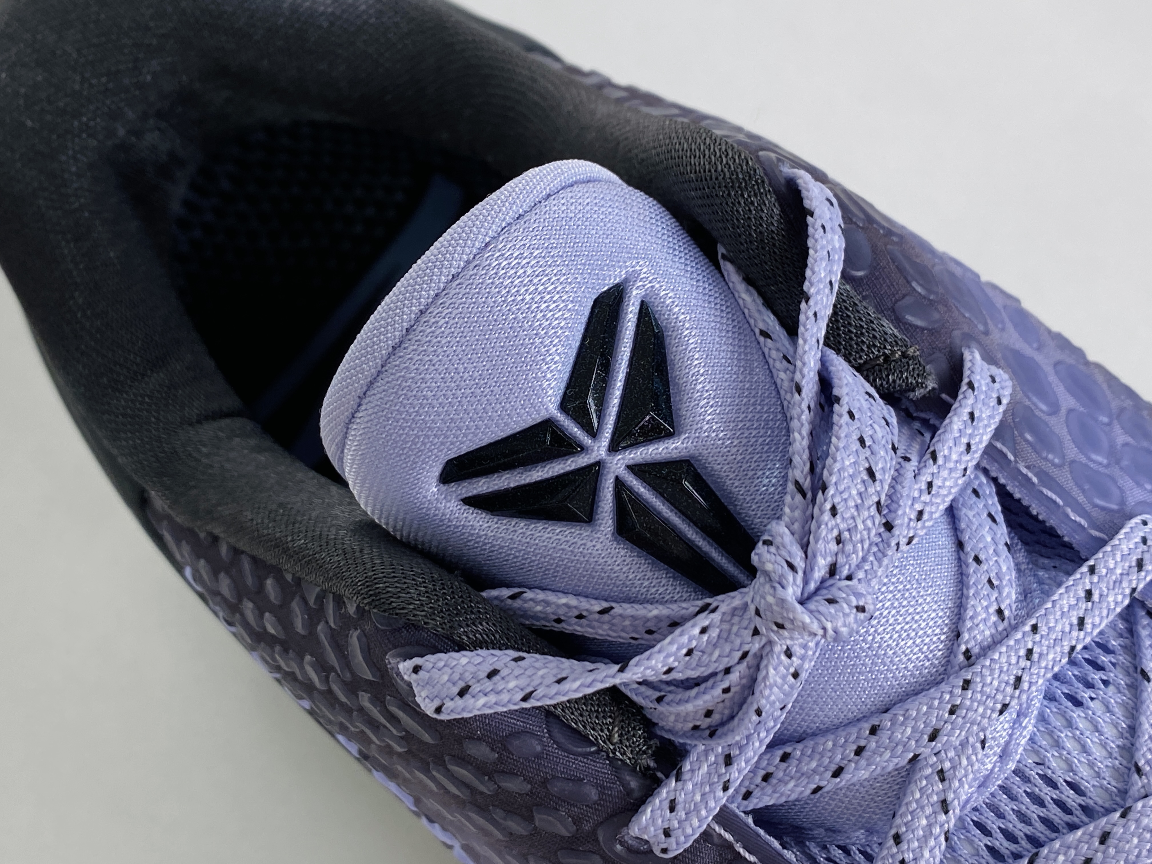 无现货 需预定 H12 Kobe 6 EYBL 前掌Zoom Turbo 气垫 后掌EVA缓震 球鞋 籃球鞋 實戰鞋 前後氣墊 真碳板 男鞋   DM2825-001