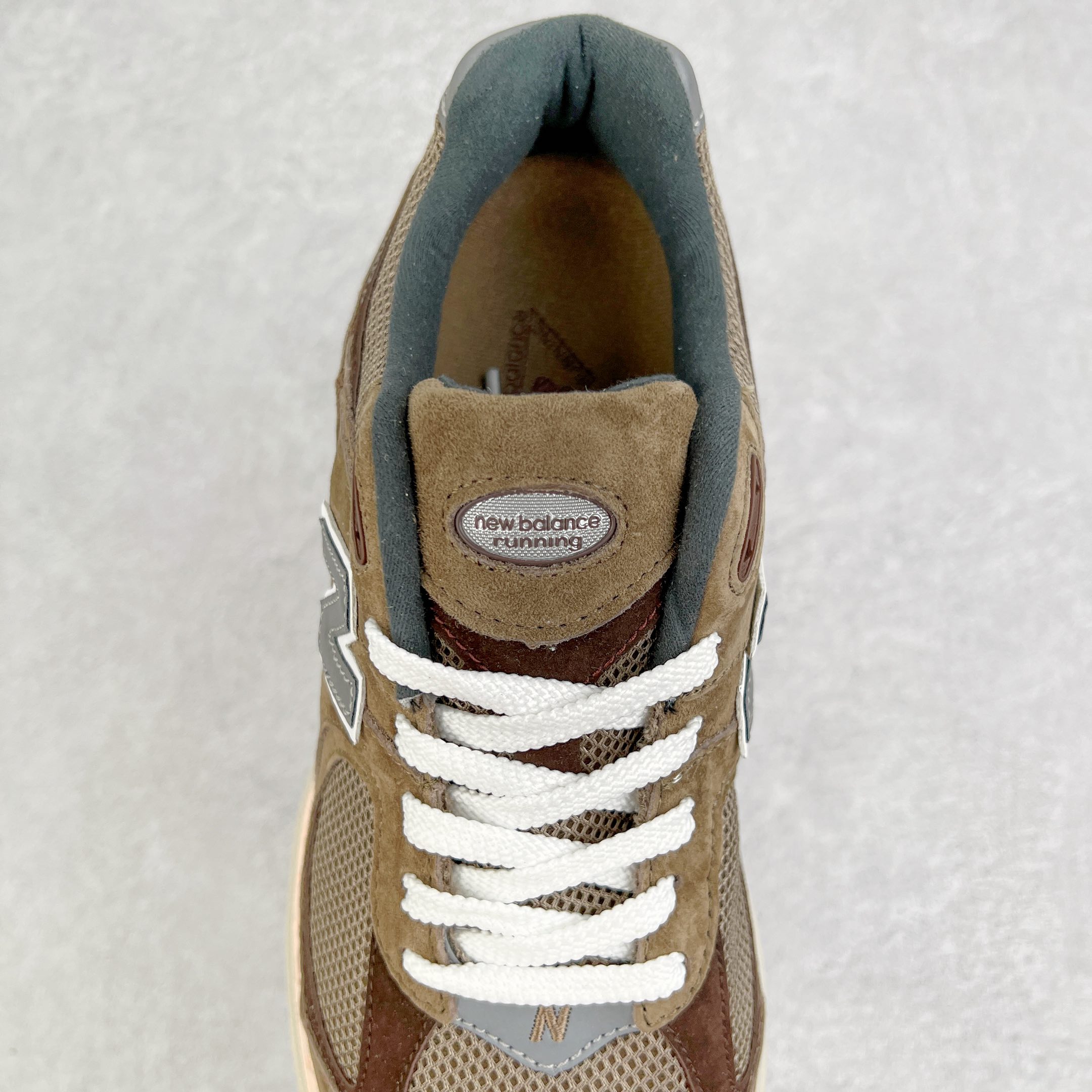 New Balance 2002R 黄棕色 低筒 跑步鞋 运动鞋 休闲鞋 男鞋 女鞋 