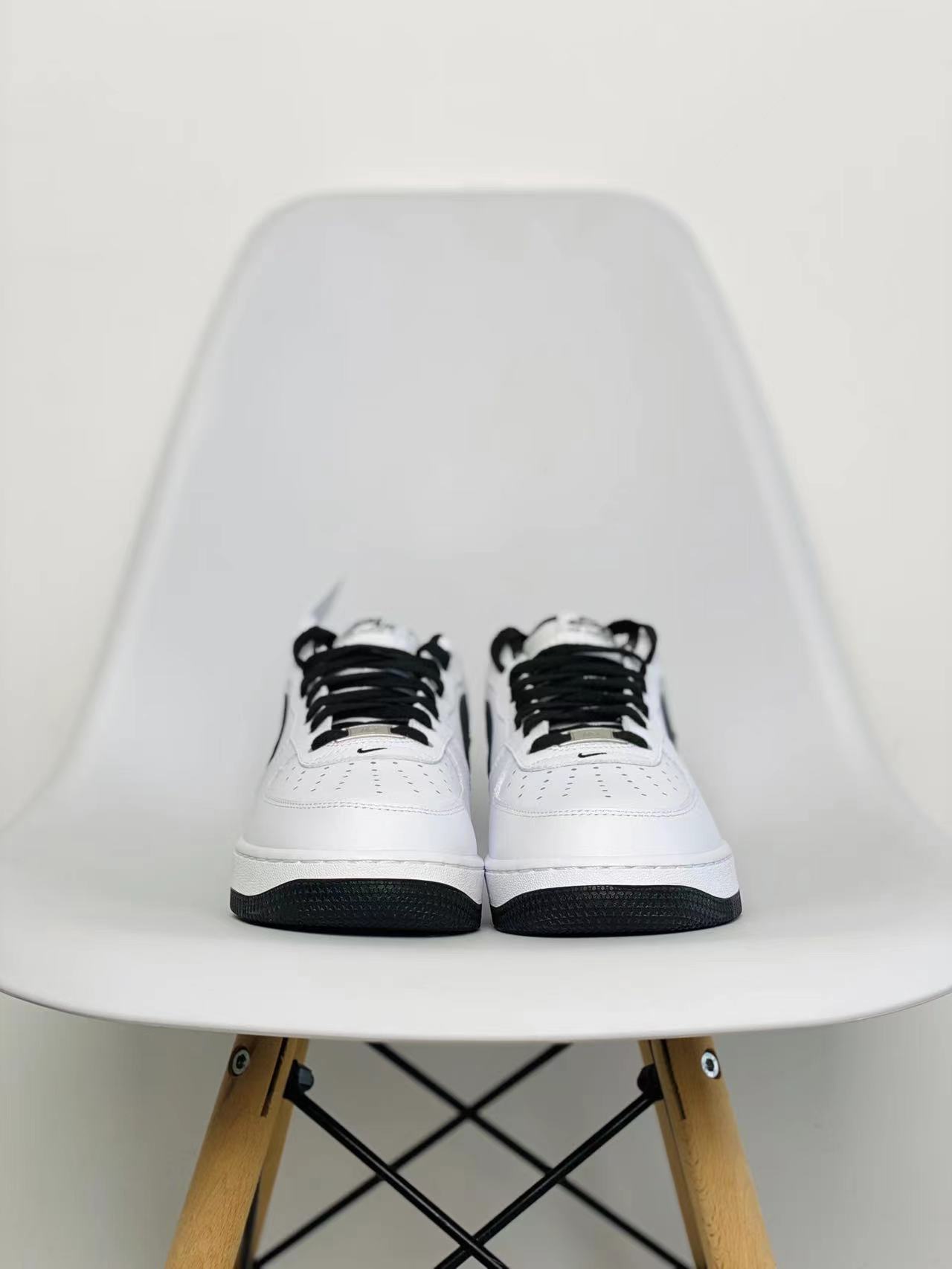 Air Force 1 Low 07 黑白熊猫 低筒 休闲鞋 板鞋 男鞋 女鞋  DH7561-102