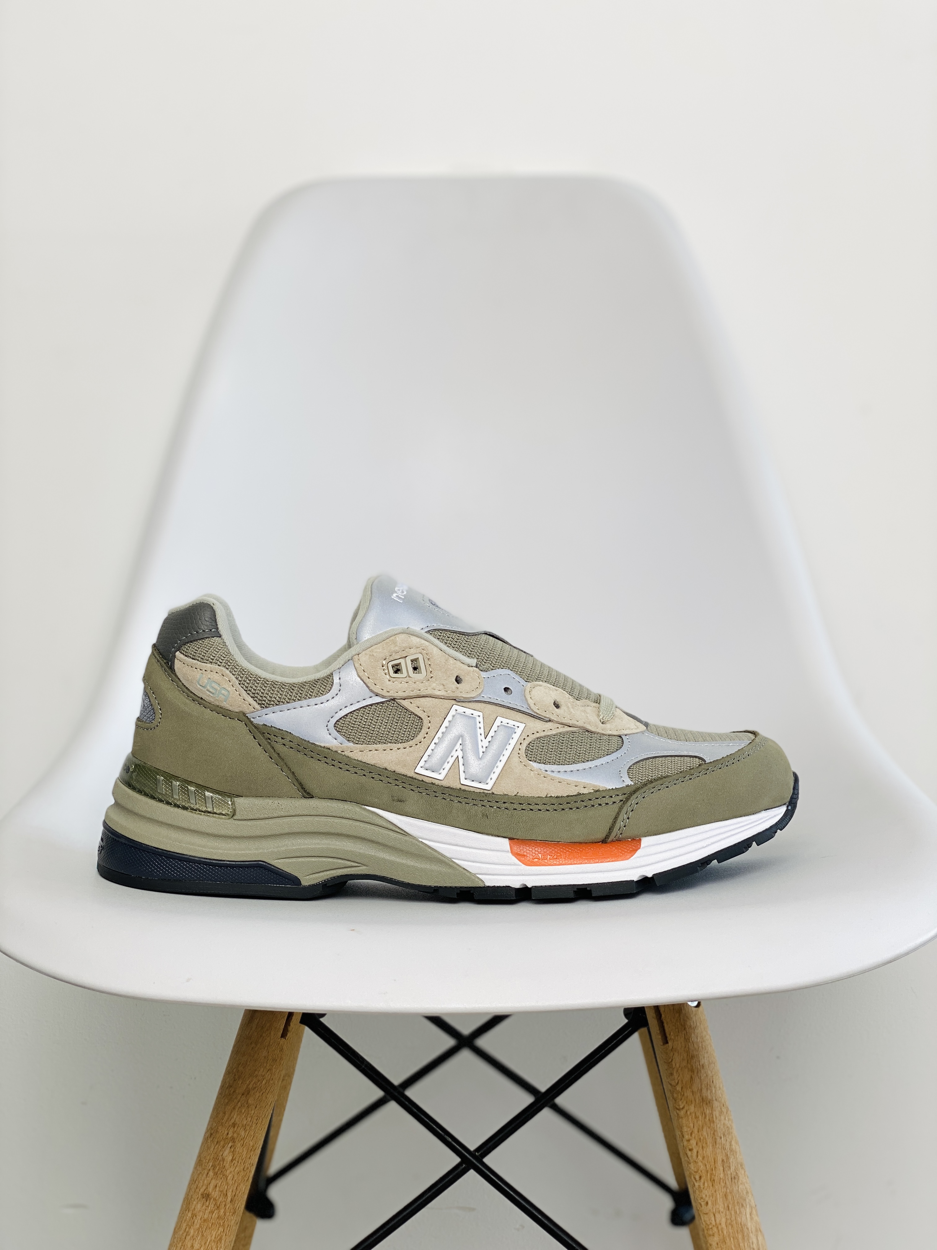 WTAPS x New Balance 992 Olive Drab   低筒 复古跑鞋 休闲鞋 运动鞋 男鞋 女鞋  M992WT  