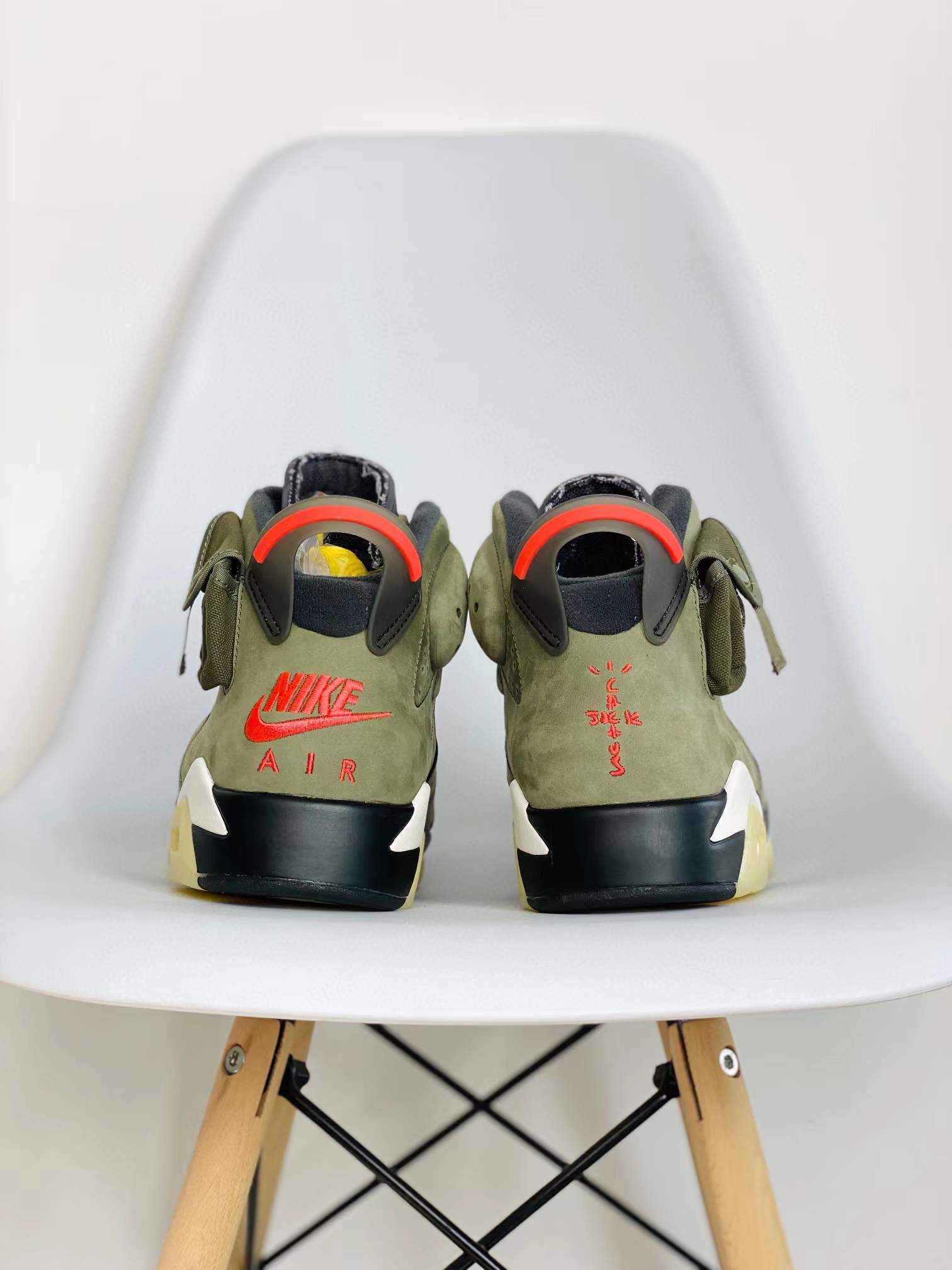 Travis Scott Air Jordan 6 AJ6  Medium Olive TS联名 橄榄绿 军绿 鬼脸 口袋 高筒 男鞋 休闲鞋 板鞋 篮球鞋 CN1084-200