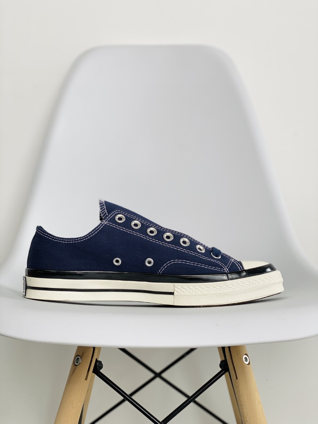 Fragment Design x Moncler x Converse Chuck Taylor All Star 1970s 联名 蓝色 低筒 帆布鞋 板鞋 休闲鞋  男鞋 女鞋 172323C