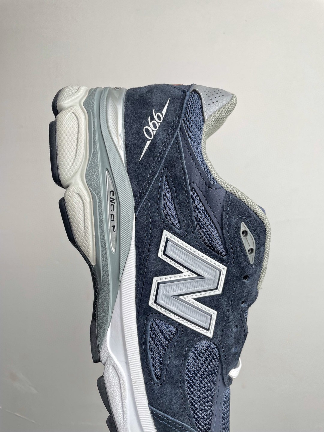 新版 New Balance 990 V3 藏蓝色 低筒 复古跑鞋 休闲鞋 板鞋 运动鞋 男鞋 女鞋 