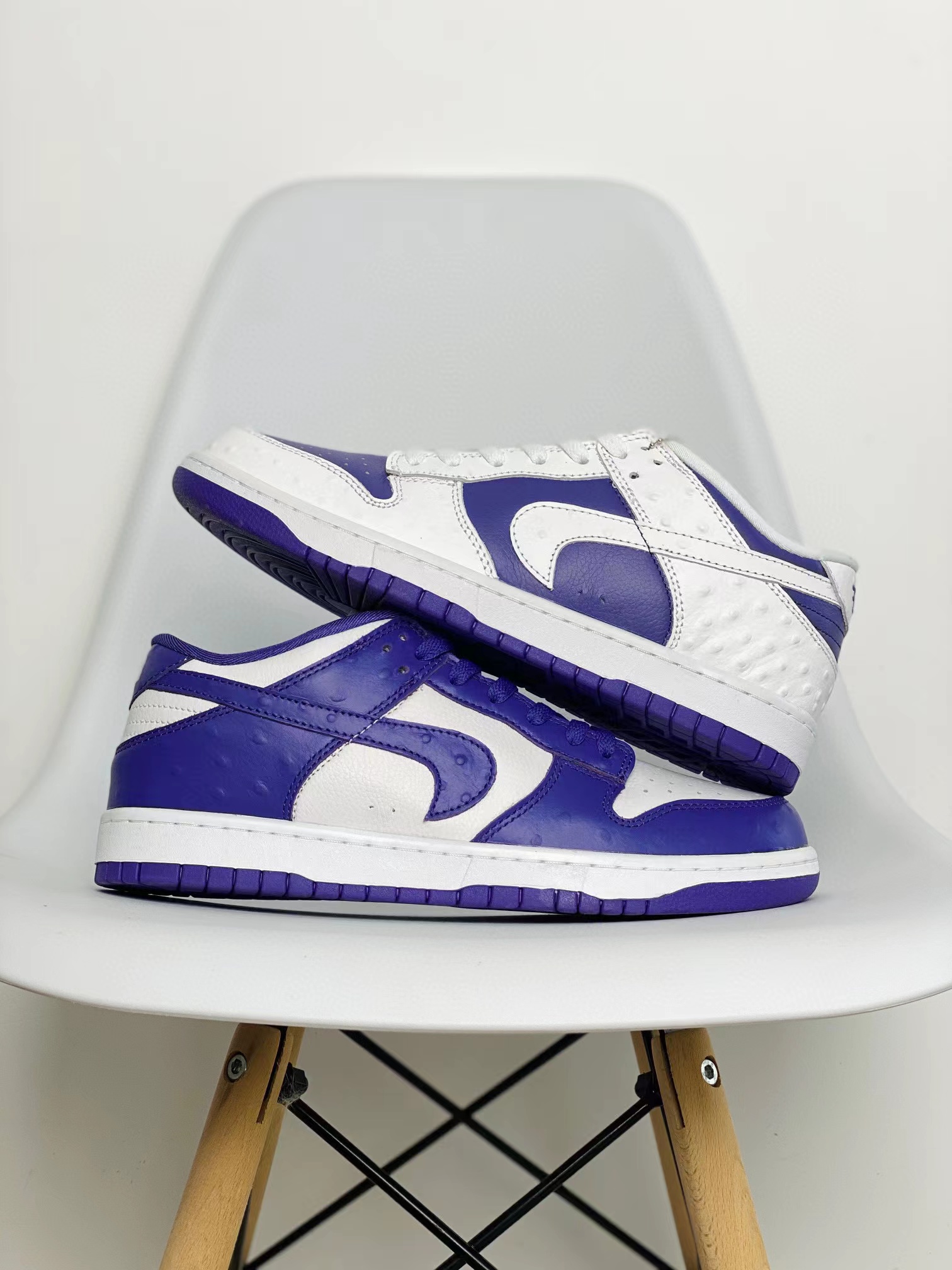  dunk Low Flip The Old School 反勾 白紫 鸳鸯  低筒 复古板鞋 休闲鞋 男鞋 女鞋  DJ4636-100
