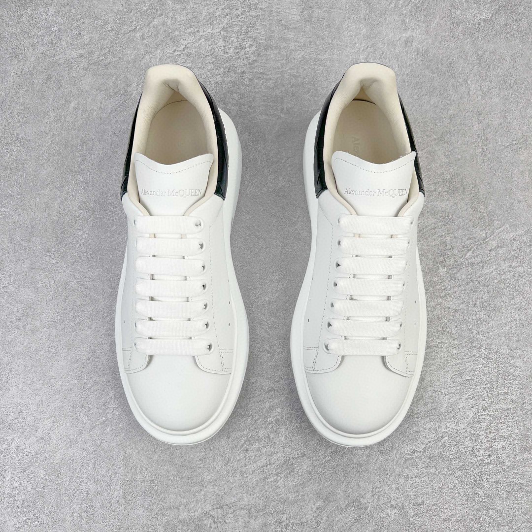 Alexander McQueen 麦昆 黑白 漆皮 低筒 板鞋 休闲鞋 厚底鞋 增高鞋 男鞋 女鞋 625162WHYB89061