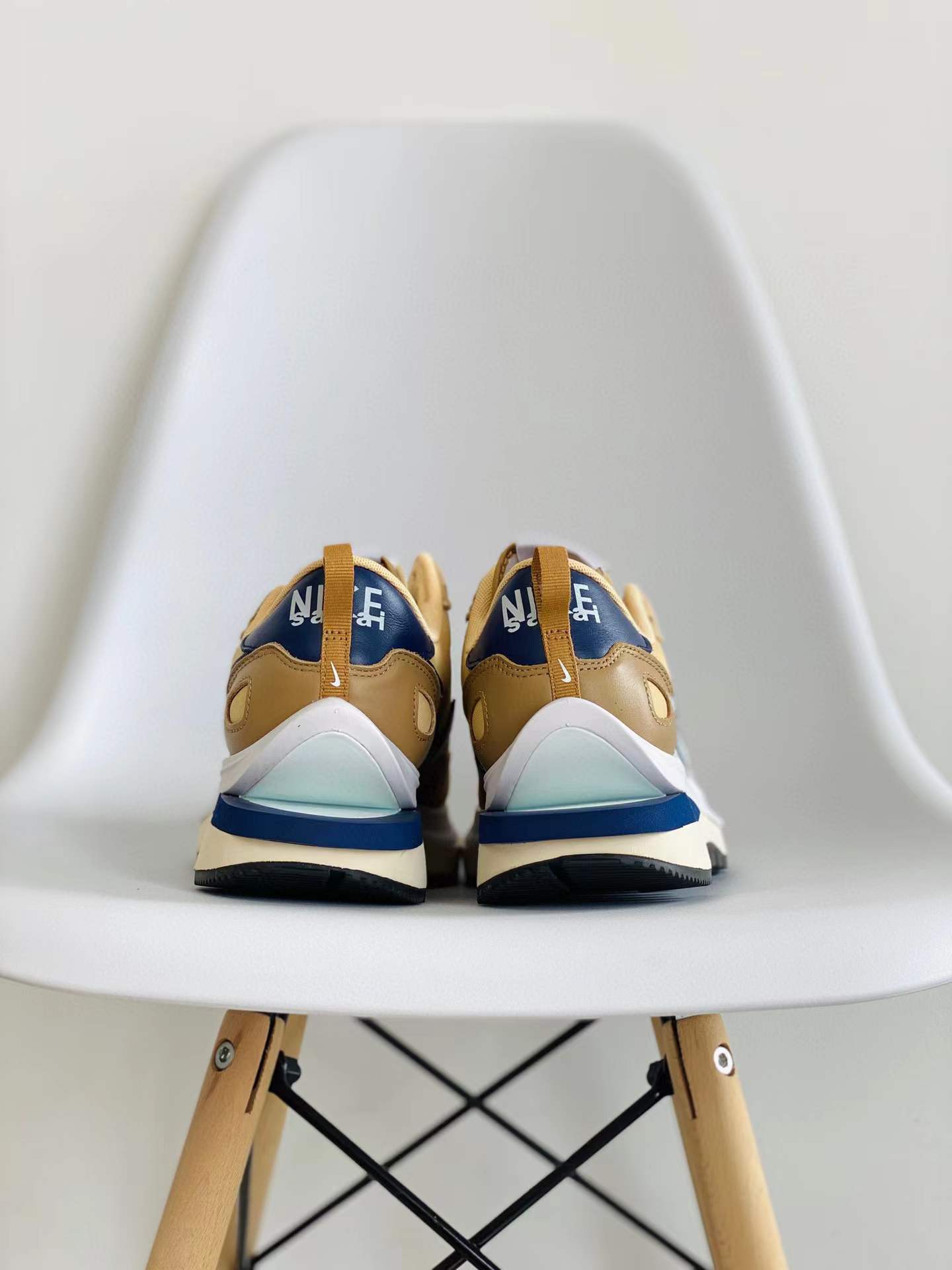 Sacai 3.0 VaporWaffle Sesame and Blue 芝麻 奶茶 卡其  低筒 华夫鞋 增高男女鞋 结构解构鞋 复古休闲鞋  DD1875-200