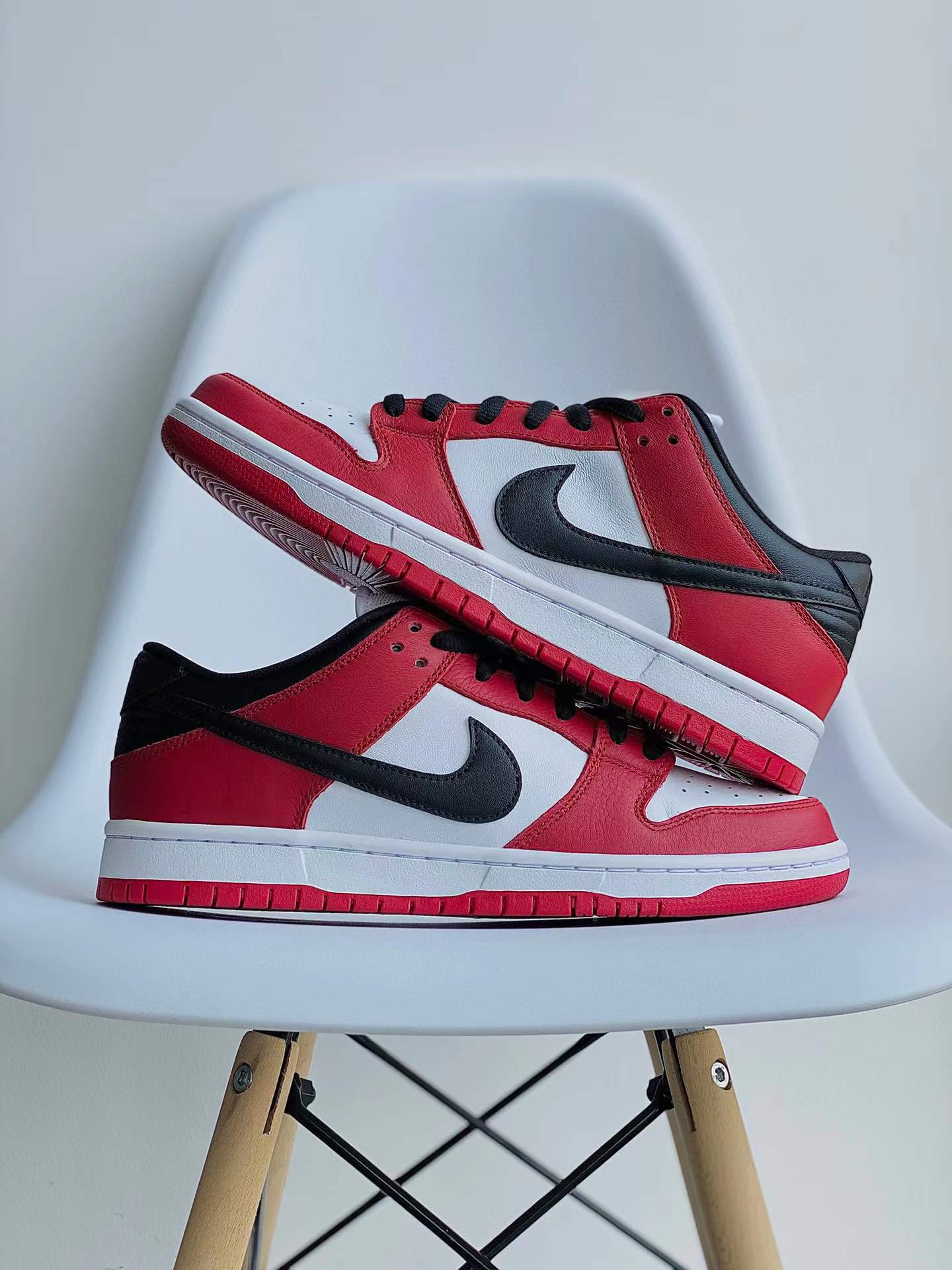  dunk Low Pro Chicago 芝加哥 白红 低筒 复古板鞋 休闲鞋 男鞋 女鞋  BQ6817-600