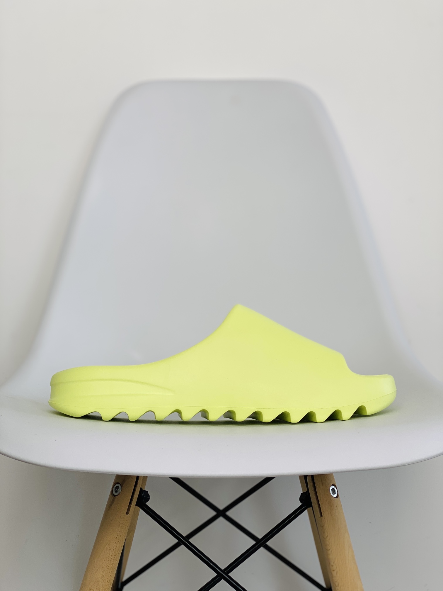 originals Yeezy Slide Glow Green 荧光绿 室外 室内拖鞋 沙滩鞋 男鞋 女鞋 GX6138