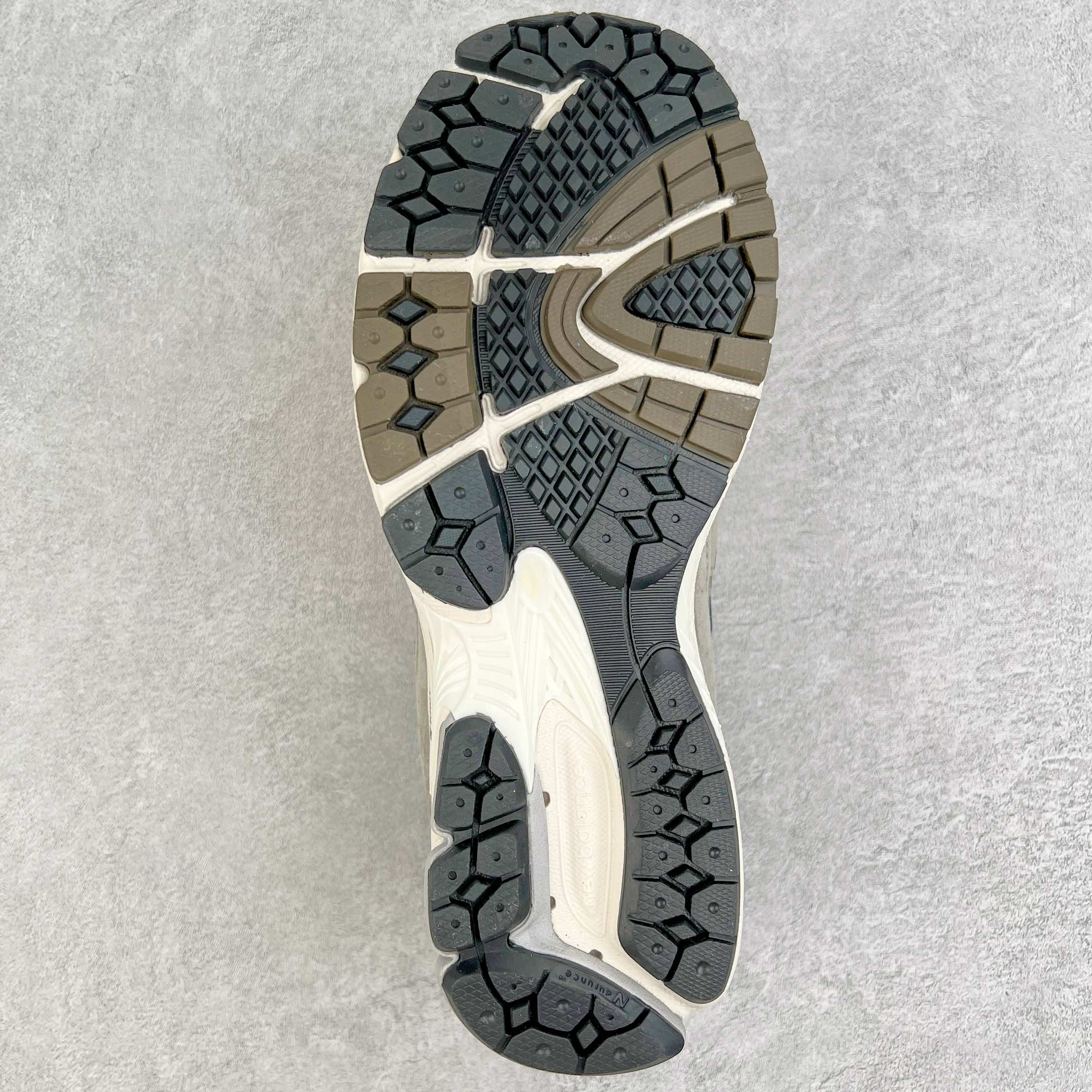 New Balance 2002R 灰 低筒 跑步鞋 运动鞋 休闲鞋 男鞋 女鞋 