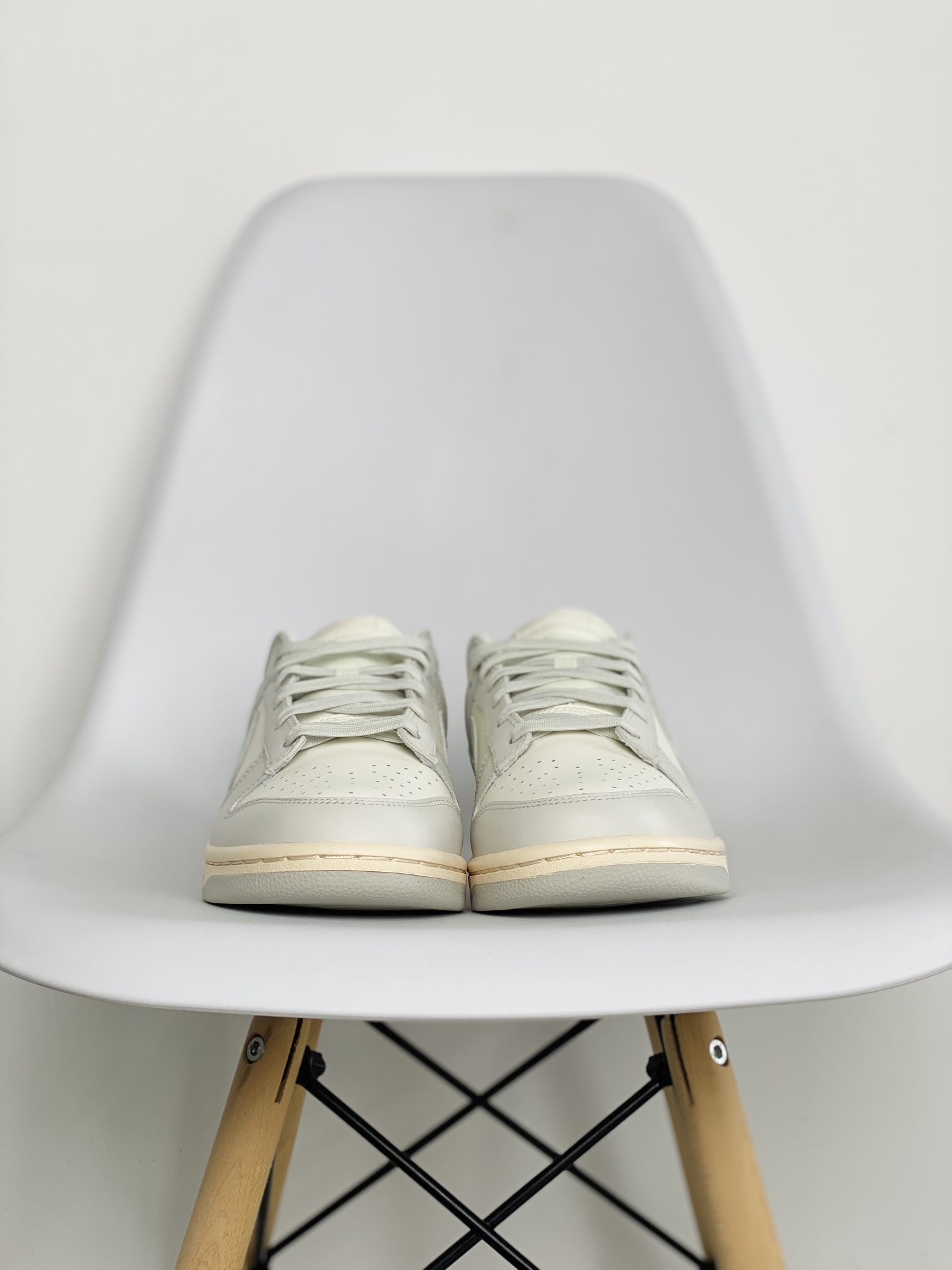 dunk Low Light Bone 骨白 低筒 复古板鞋 休闲鞋 男鞋 女鞋  DD1503-107