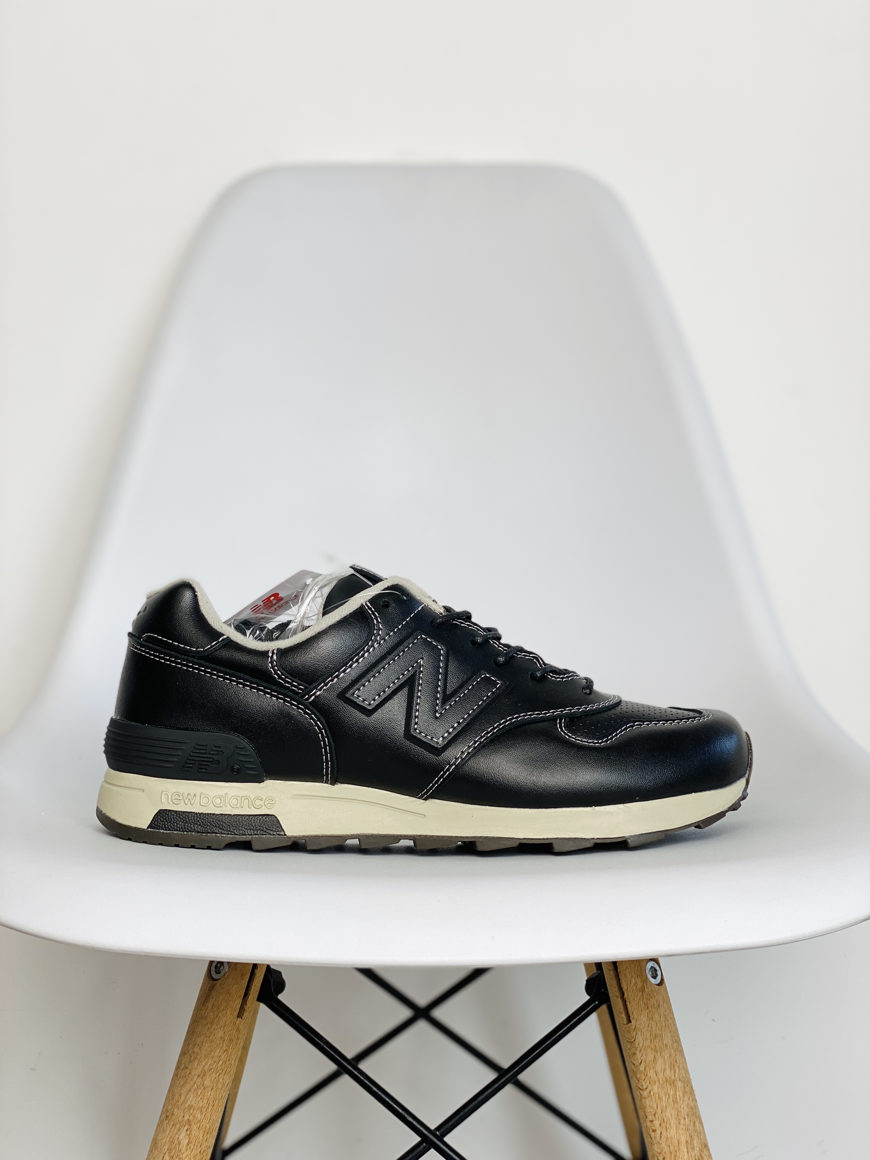 New Balance NB1400 黑色 皮面 低筒 复古跑鞋 休闲鞋 板鞋 运动鞋 男鞋 女鞋  