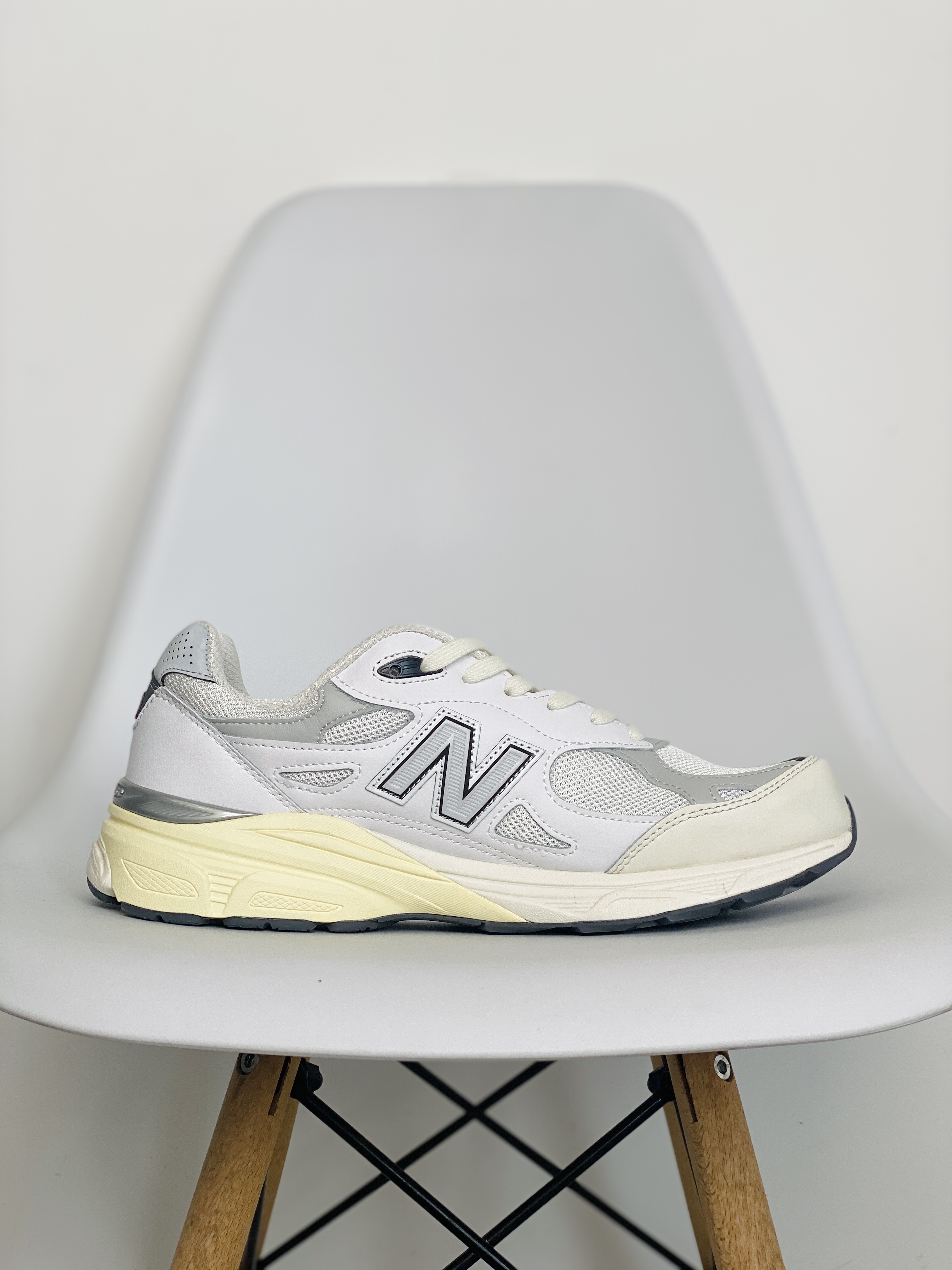 New Balance 990 V3 Teddy Made 白色 低筒 复古跑鞋 休闲鞋 板鞋 运动鞋 男鞋 女鞋 M990AL3