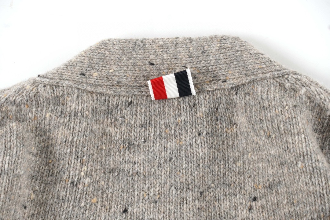 Thom Browne 条纹提花羊毛衫 燕麦灰 针织衫 开衫 毛衣 外套 长袖 男女同款 