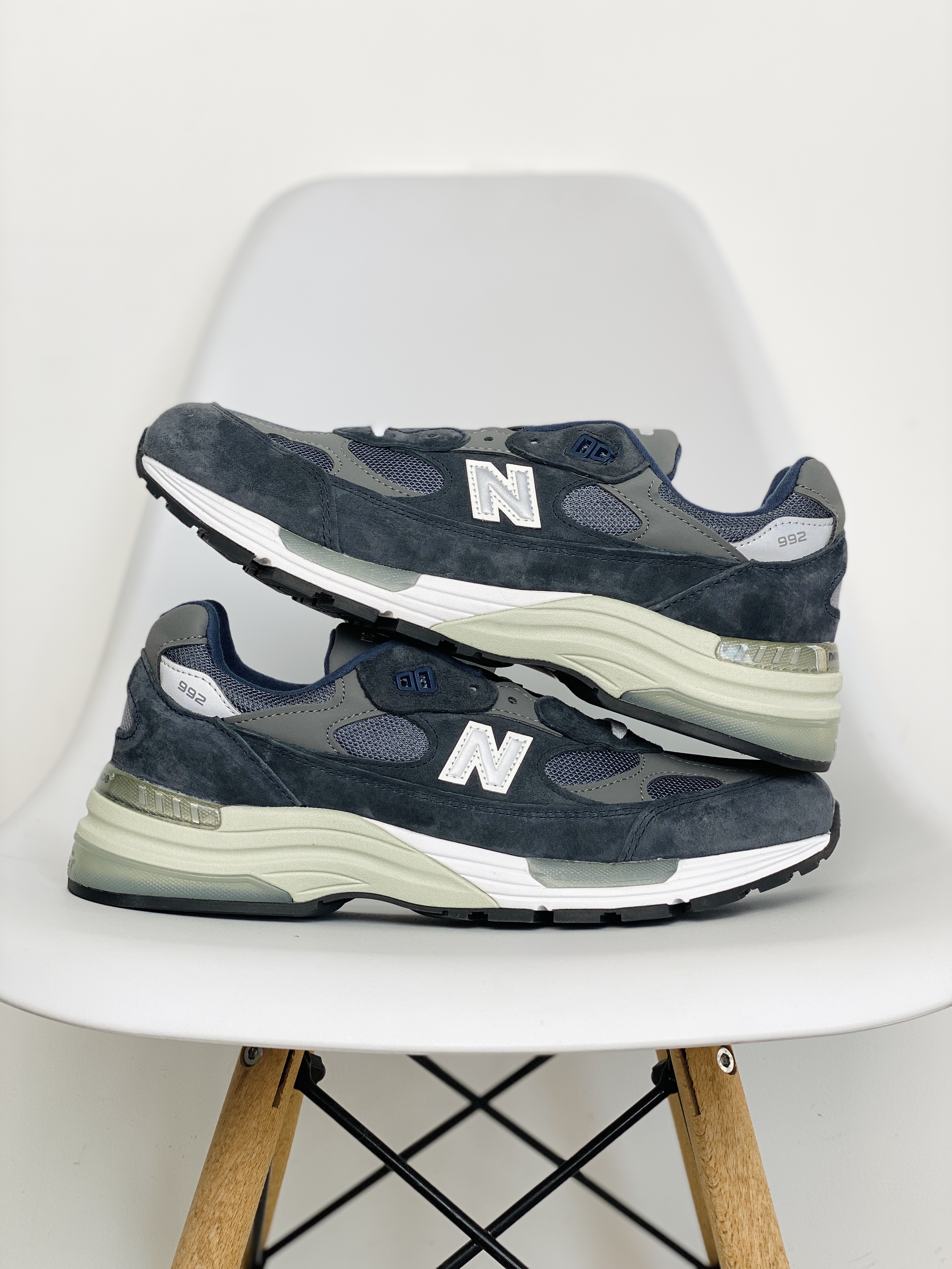 New Balance 992 海军蓝 美產  低筒 复古跑鞋 休闲鞋 运动鞋 男鞋 女鞋  M992GG