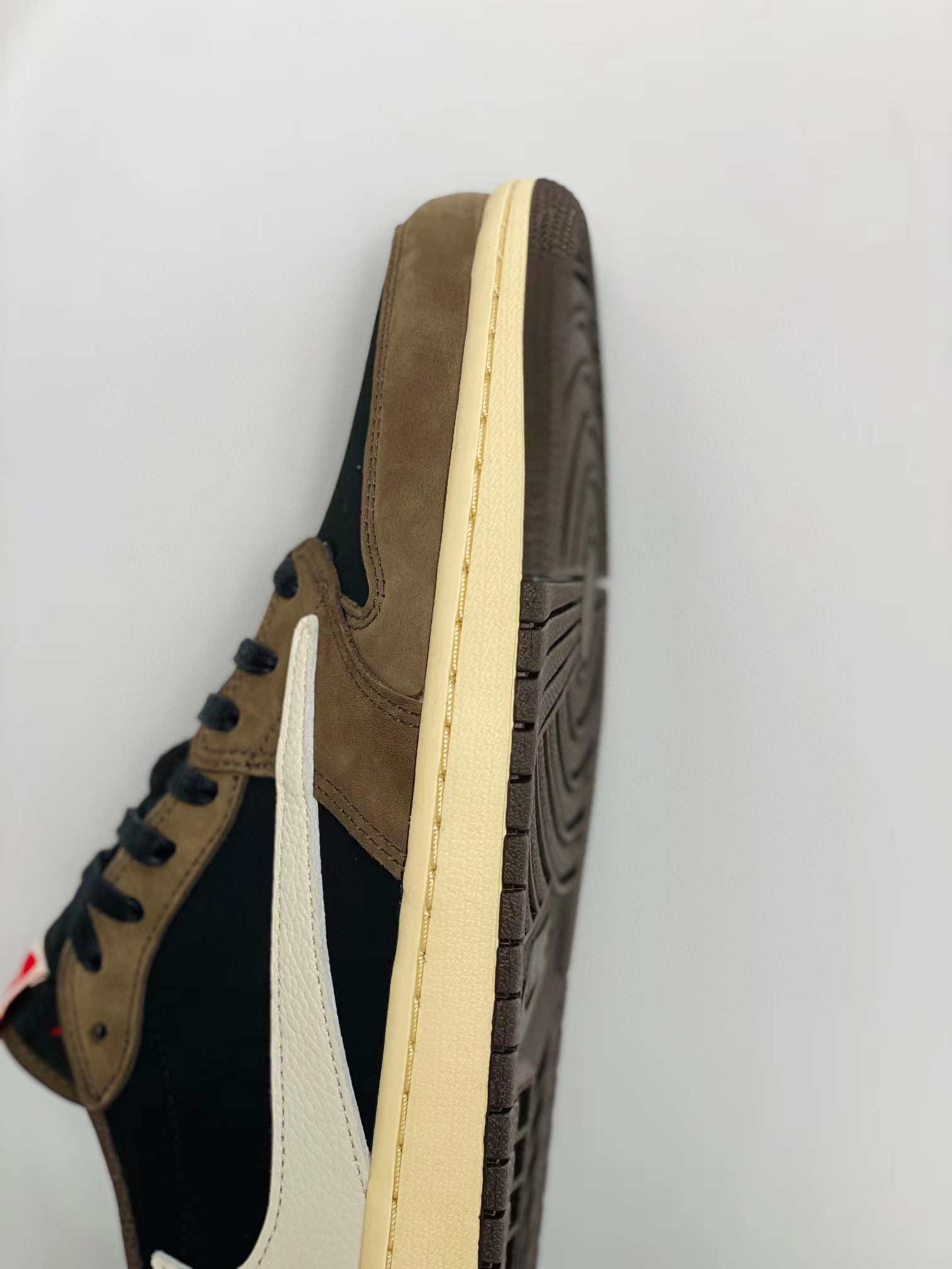 Travis Scott Air Jordan 1 AJ1 Low  OG  TS SP 倒钩 鬼脸 篮球鞋 低筒 休闲鞋 女鞋 男鞋 板鞋  CQ4277-001
