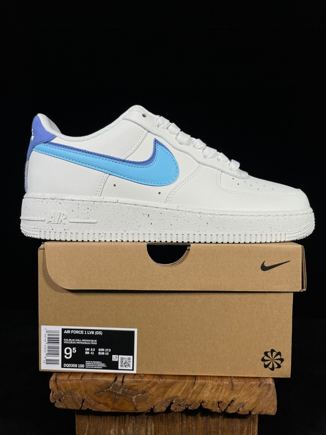 Air Force 1 Low 82 白蓝色 低筒 空军一号 休闲鞋 板鞋 男鞋 女鞋 DO9786-100