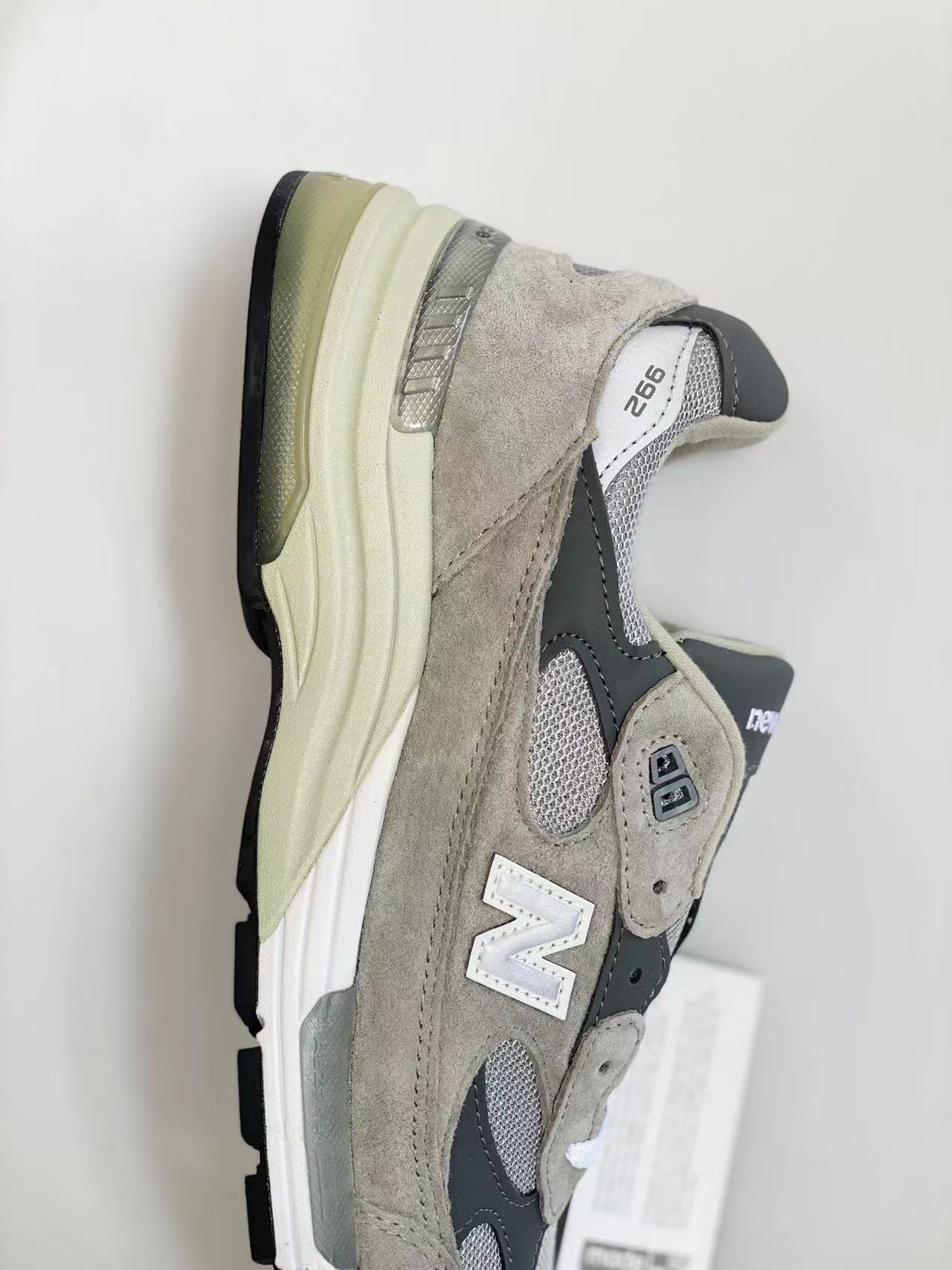 New Balance 992 元祖灰 美產  低筒 复古跑鞋 休闲鞋 运动鞋 男鞋 女鞋  M992GR