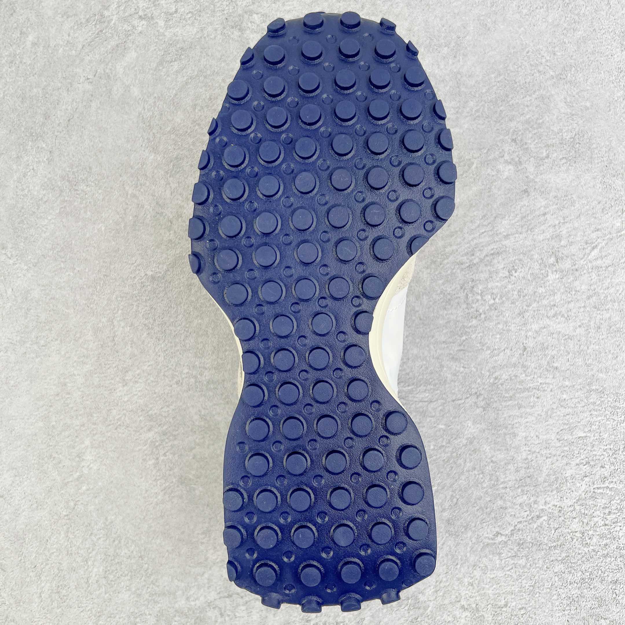 New Balance 327 灰白色 元祖灰 低筒 复古慢跑鞋 休闲鞋 板鞋 运动鞋 男鞋 女鞋 MS327RF1