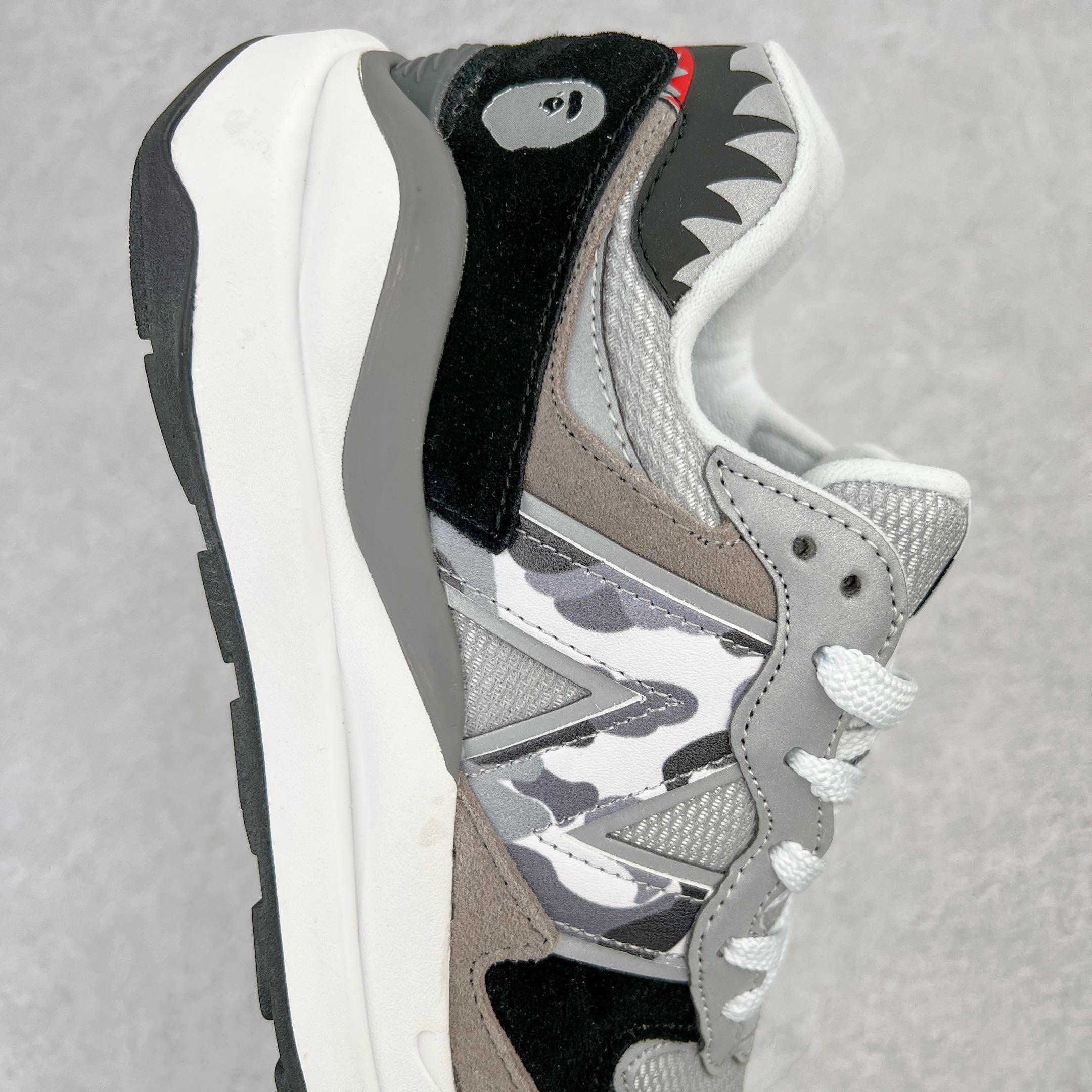 BAPE New Balance  NB5740 黑灰迷彩 低筒 复古慢跑鞋 板鞋 运动鞋 休闲鞋 男鞋 女鞋 M5740BAP