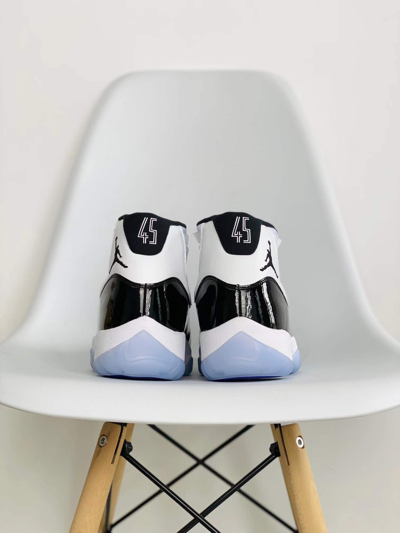 Air Jordan 11 AJ11 Concord 康扣 黑白 碳板 全掌气垫 篮球鞋 球鞋 男鞋 休闲鞋 378037-100