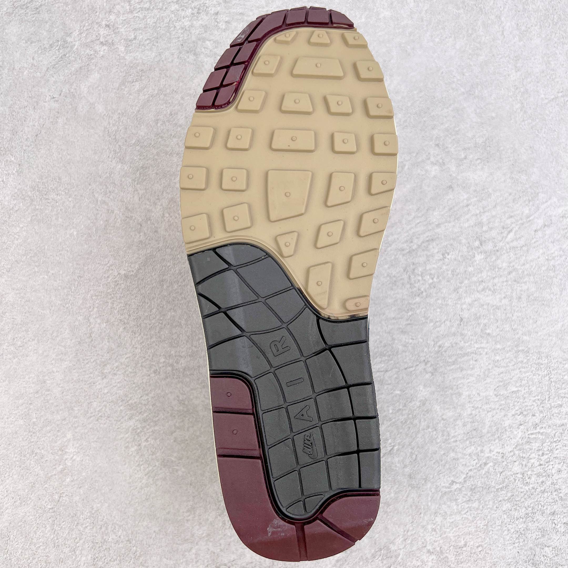 Patta Air Max 1 黑灰色 波浪纹 低筒 减震运动鞋 休闲鞋 板鞋 男鞋 女鞋 