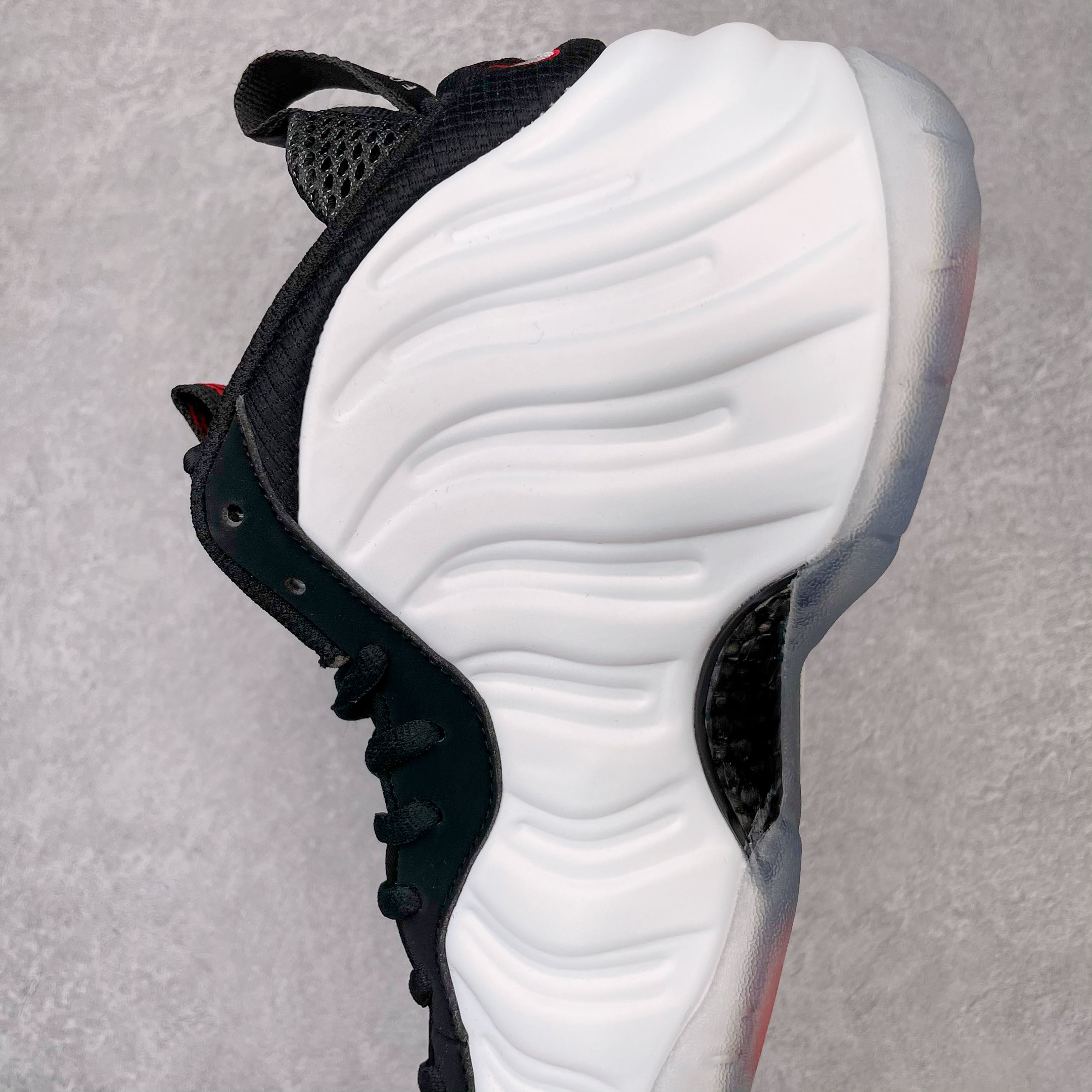 NIKE Air Foamposite One 奶泡白 单飞 喷泡 篮球鞋 男鞋 碳板 624041-100-1