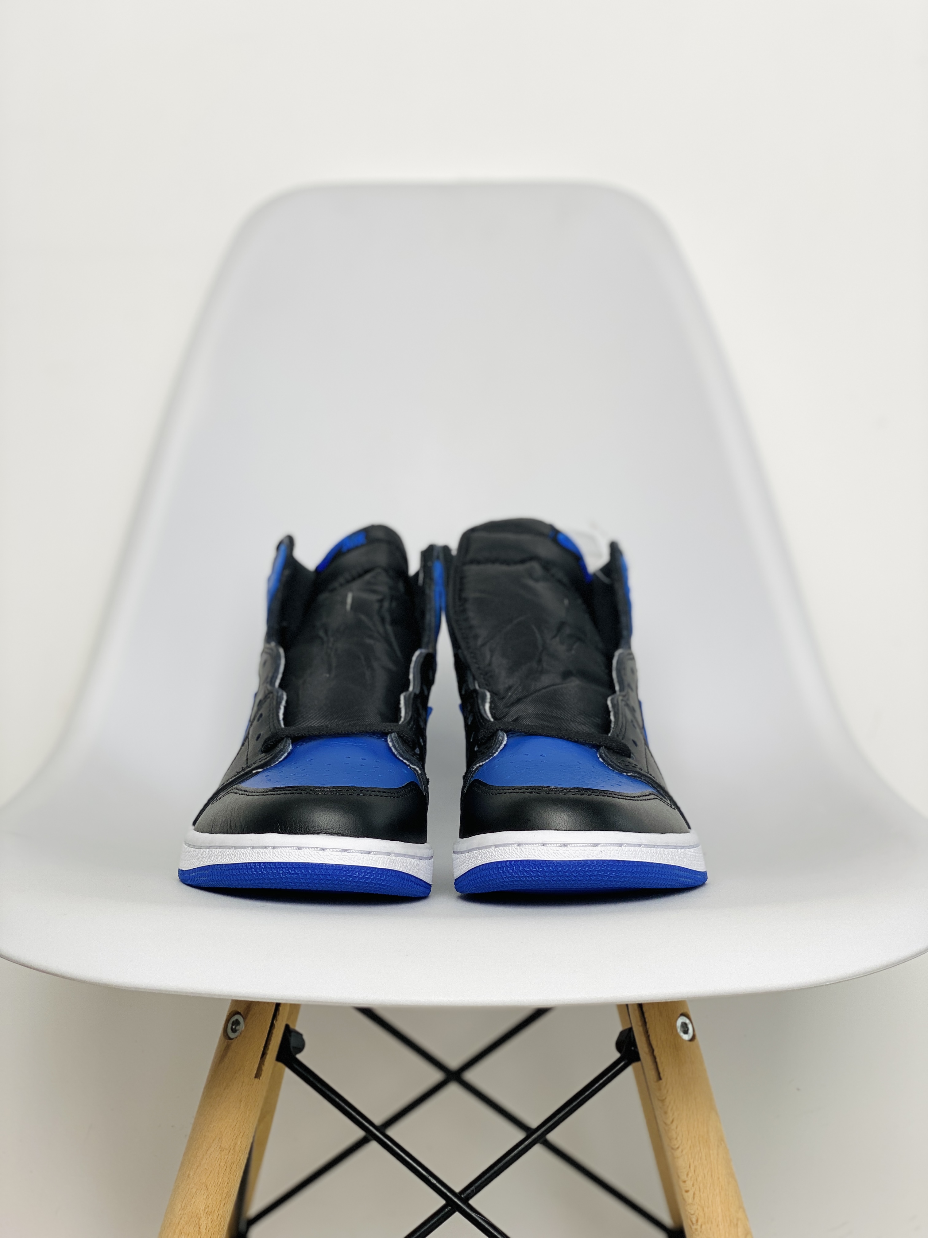 Air Jordan 1 AJ1 Retro Black Royal Blue 皇家蓝 高筒 休闲鞋 男鞋 板鞋  555088-085
