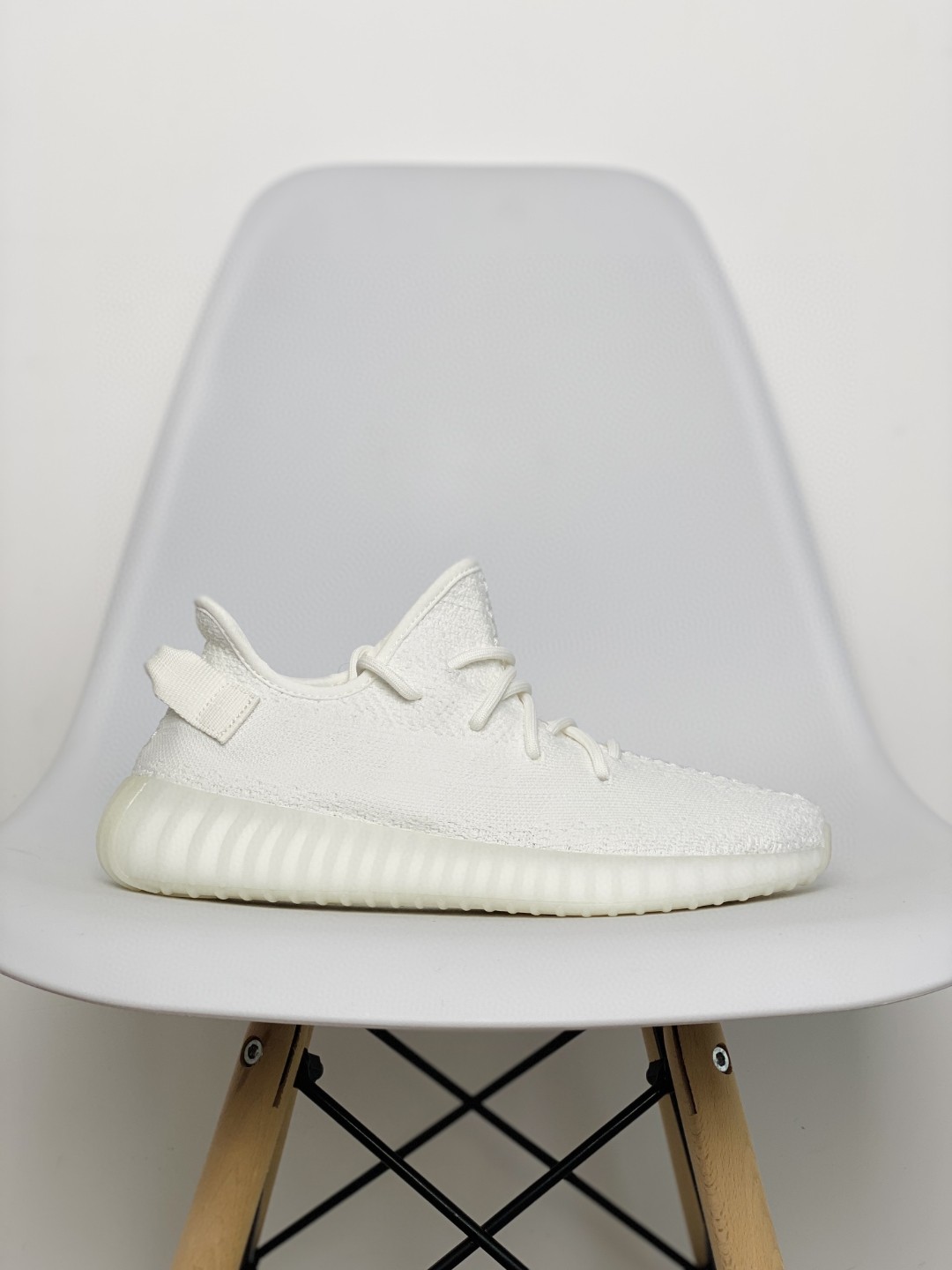 adidas originals Yeezy Boost 350 V2 Triple White 白冰淇淋 低筒 休闲鞋 运动鞋 男鞋 女鞋 CP9366