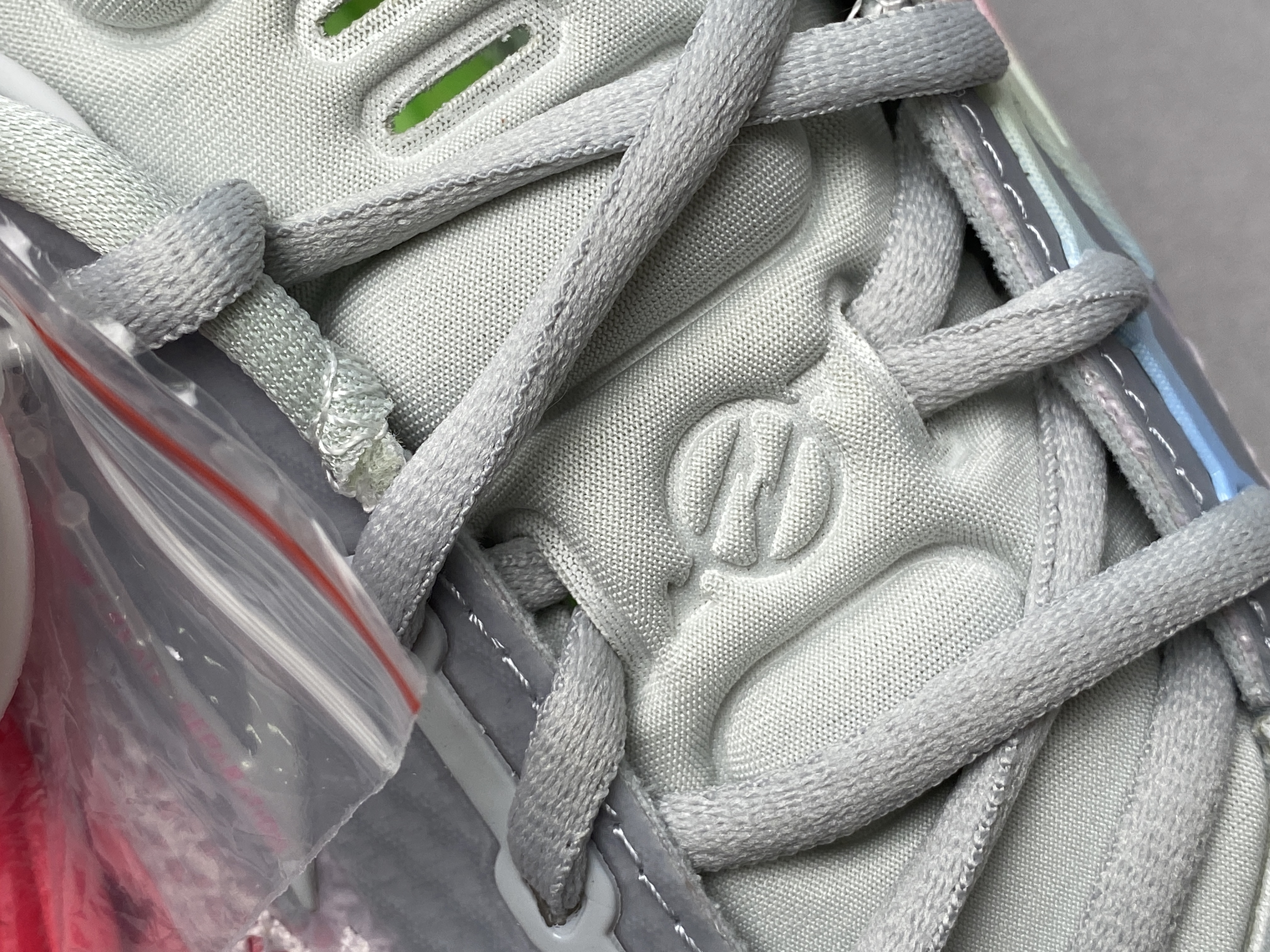 灭世纯原 GT Cut 乳腺癌 低筒 篮球鞋 球鞋 实战鞋 全掌气垫 TPU抗扭 男鞋 CZ0175-008