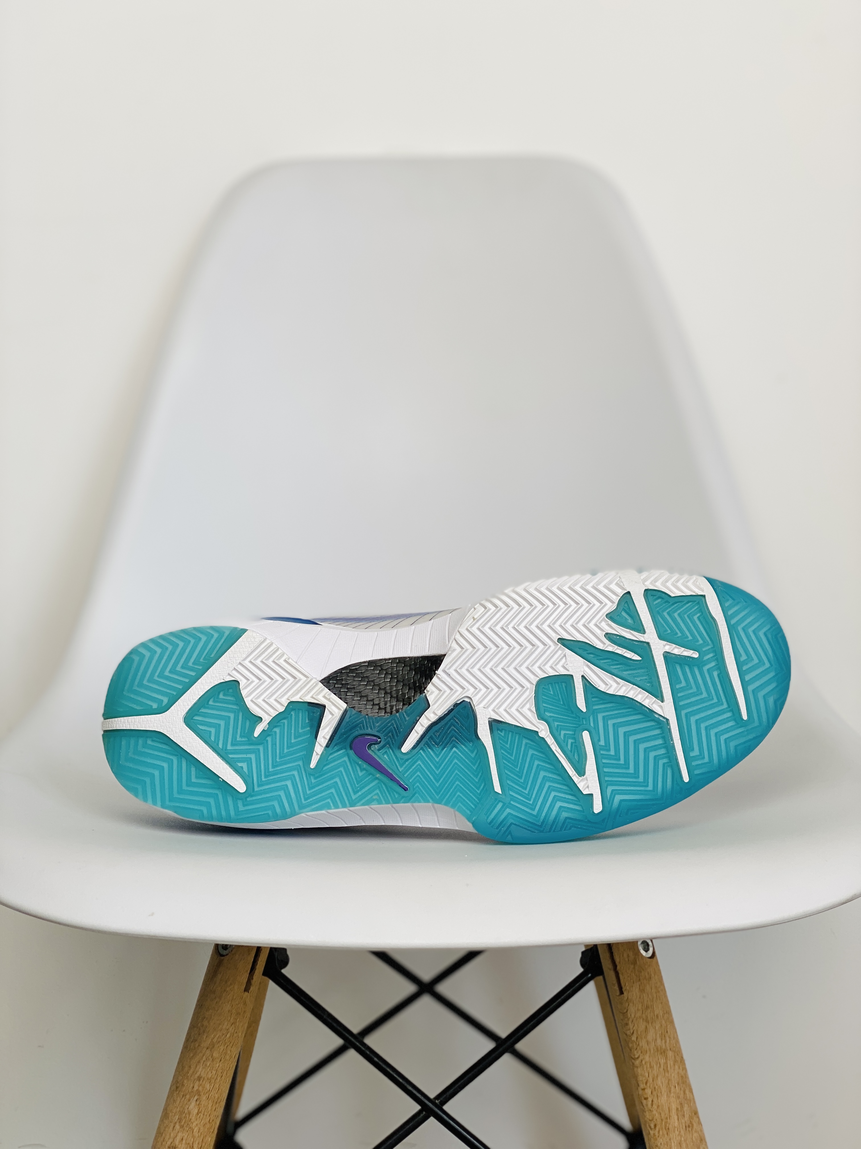 STAR KOBE4 Protro  Draft Day 選秀日 低筒  前後氣墊 科比 4  篮球鞋 实战鞋 球鞋 男鞋 AV6339-100