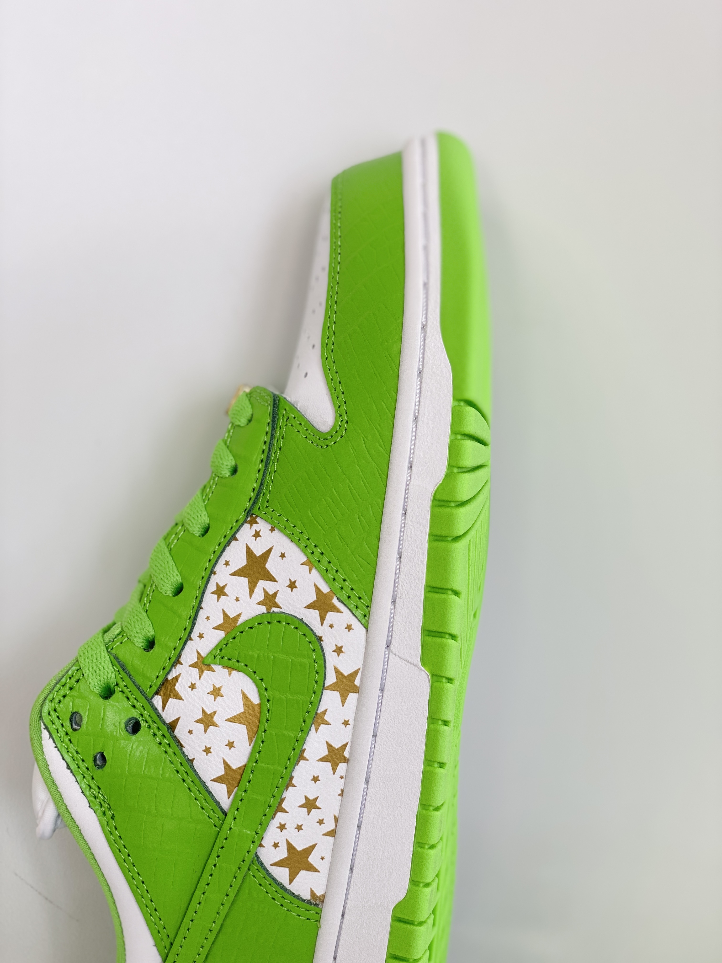 Supreme x SB Dunk Low Mean Green 联名 白金绿 低筒 复古板鞋 休闲鞋 男鞋 女鞋 DH3228-101